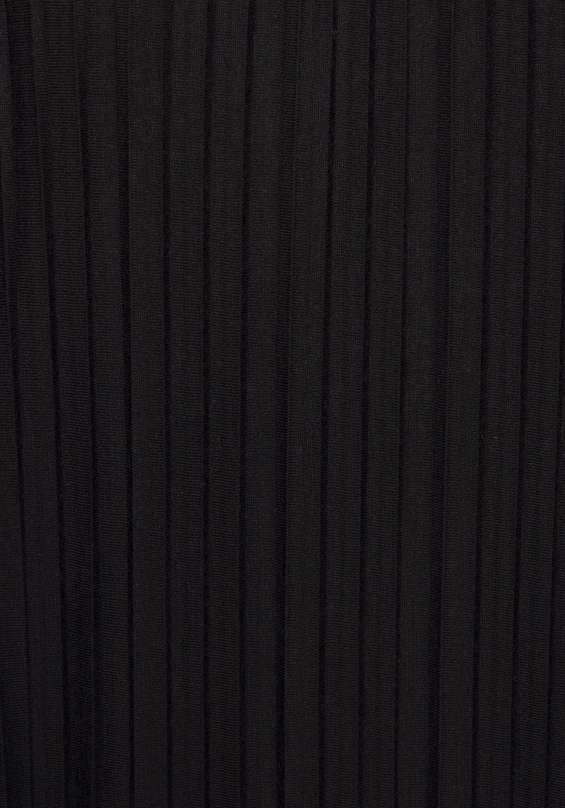 LASCANA Plisseeshirt Angenehme Viskose-Mischqualität