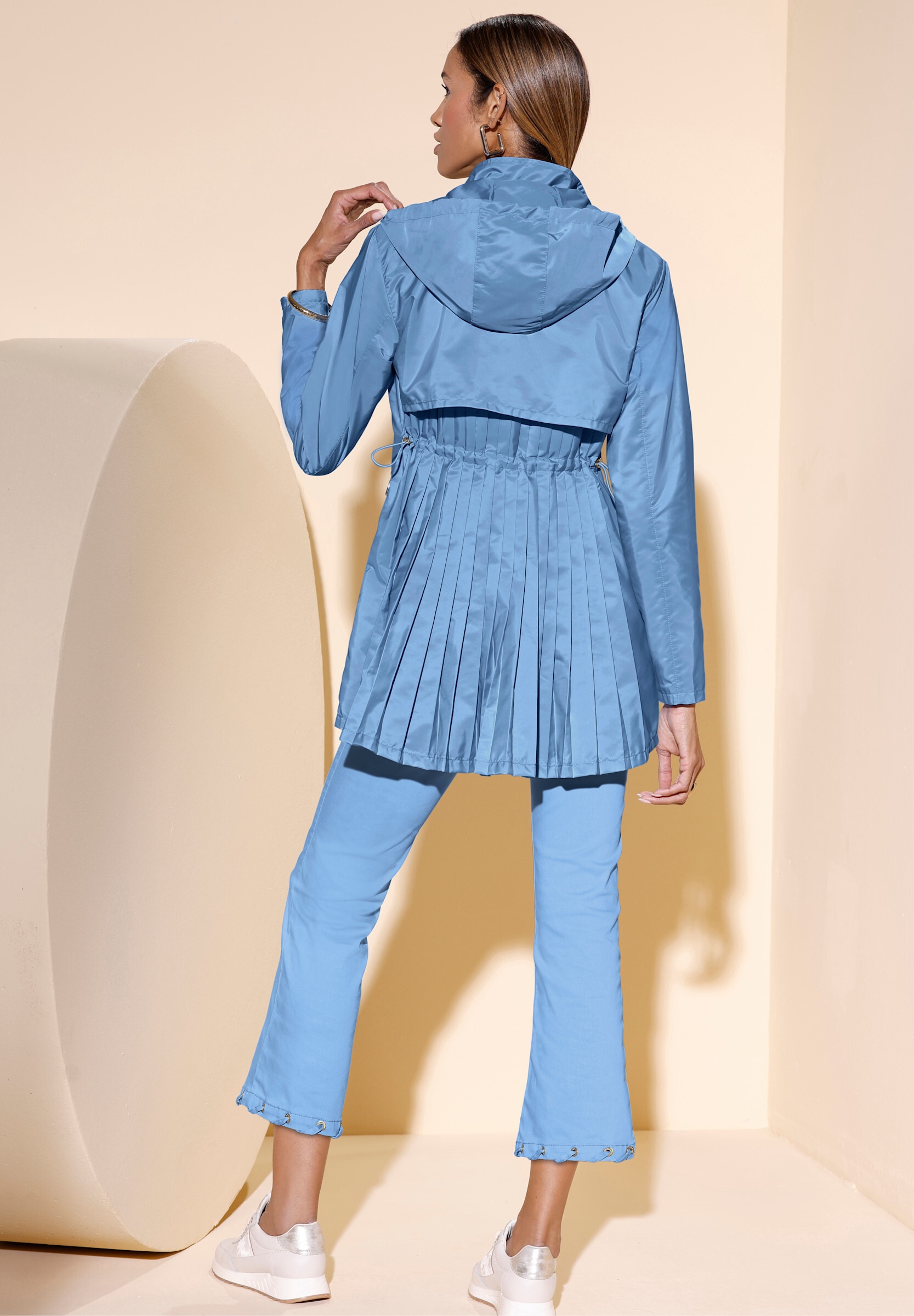 creation L Kurzjacke »Jacke Übergangsjacke mit Tunnelzug auf Taillenhöhe hinten« Abnehmbare Kapuze