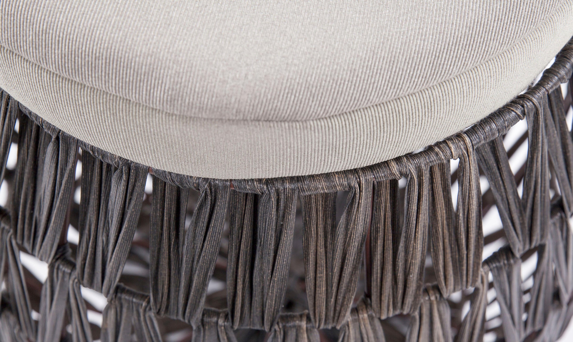 Kayoom Rattanstuhl »Stuhl / Hocker Alba Dunkelbraun, 2er-Set Rattan-Hocker, Bast-Optik«, 1 St., Unikat, in Handarbeit gefertigt, Sitzfläche mit dickem Kissen