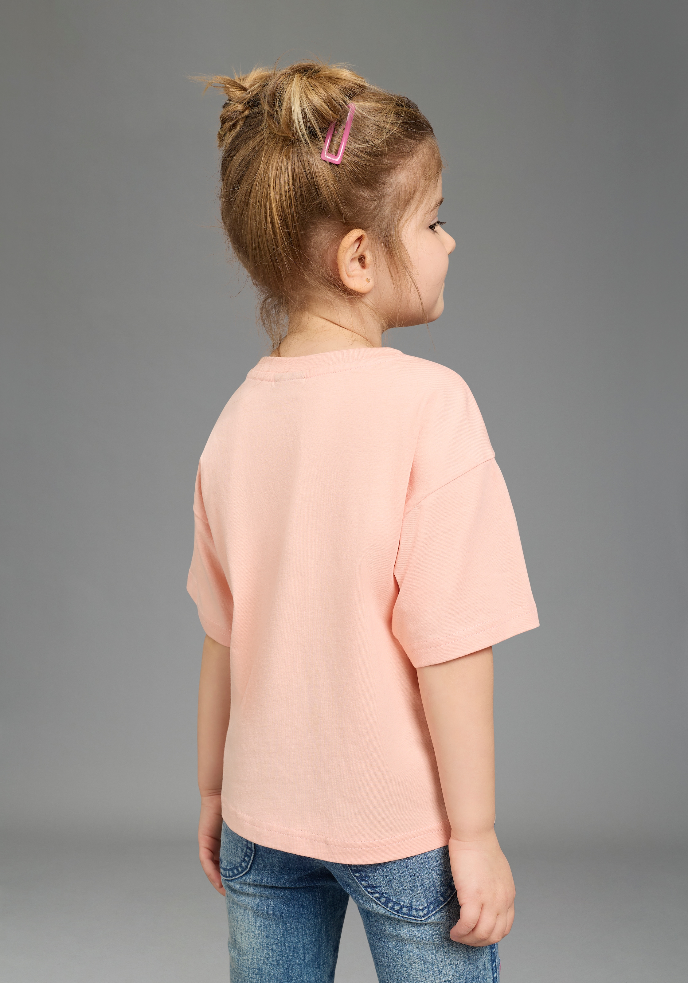 KIDSWORLD T-Shirt »mit süßen Druck und Häckelblumen« lässige Passform, Kurzarm, geblümt, mit Häkelapplikation