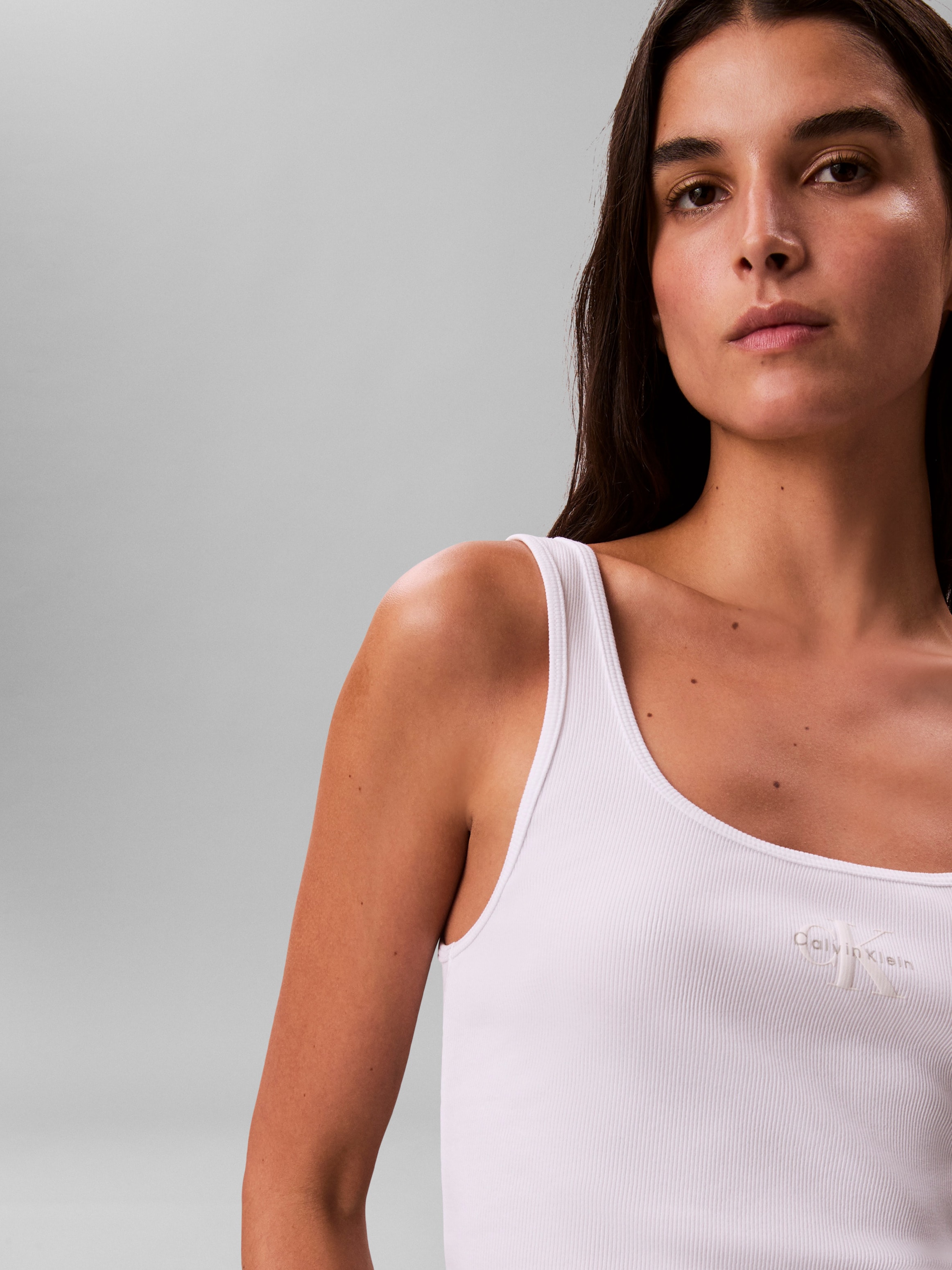 Calvin Klein Jeans Tanktop »MONOGRAM SCOOP NK RIB TANK TOP« Mit Rundhalsausschnitt, regular fit