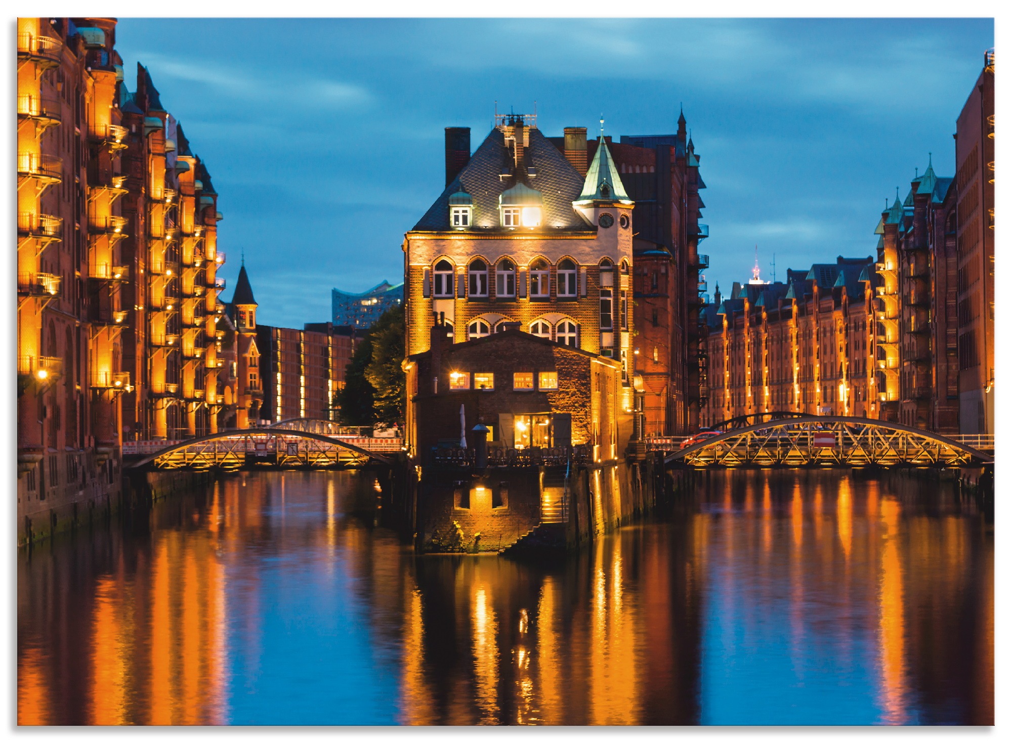 Artland Küchenrückwand »Teil der alten Speicherstadt in Hamburg«, (1 tlg.), selbstklebend in vielen Größen - Spritzschutz Küche hinter Herd u. Spüle als Wandschutz vor Fett, Wasser u. Schmutz - Rückwand, Wandverkleidung aus Alu