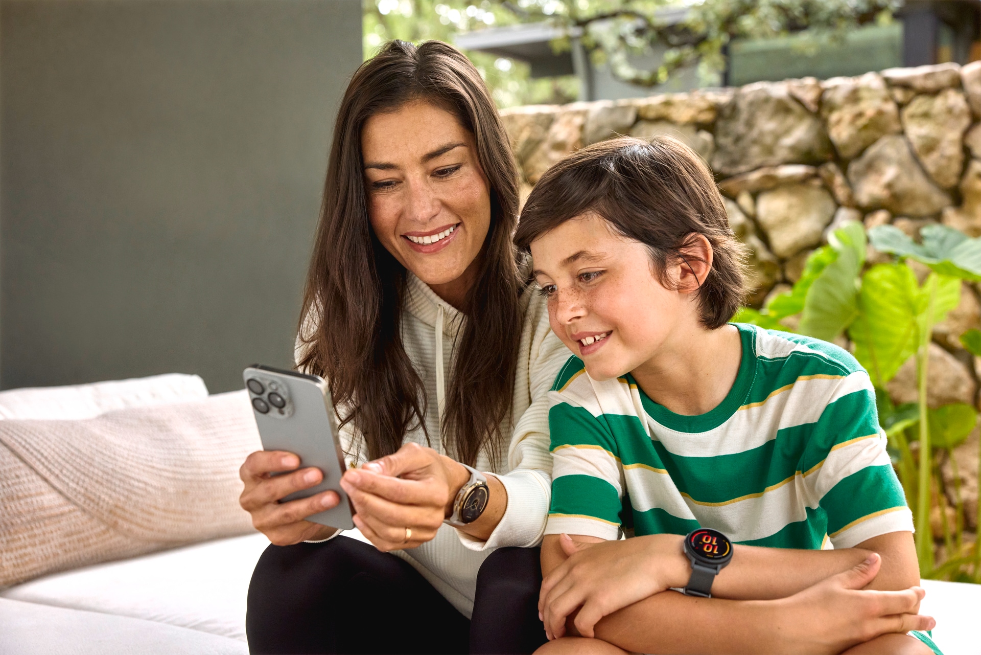 Garmin Smartwatch »Bounce 2« (3,04 cm / 1,2 ″)