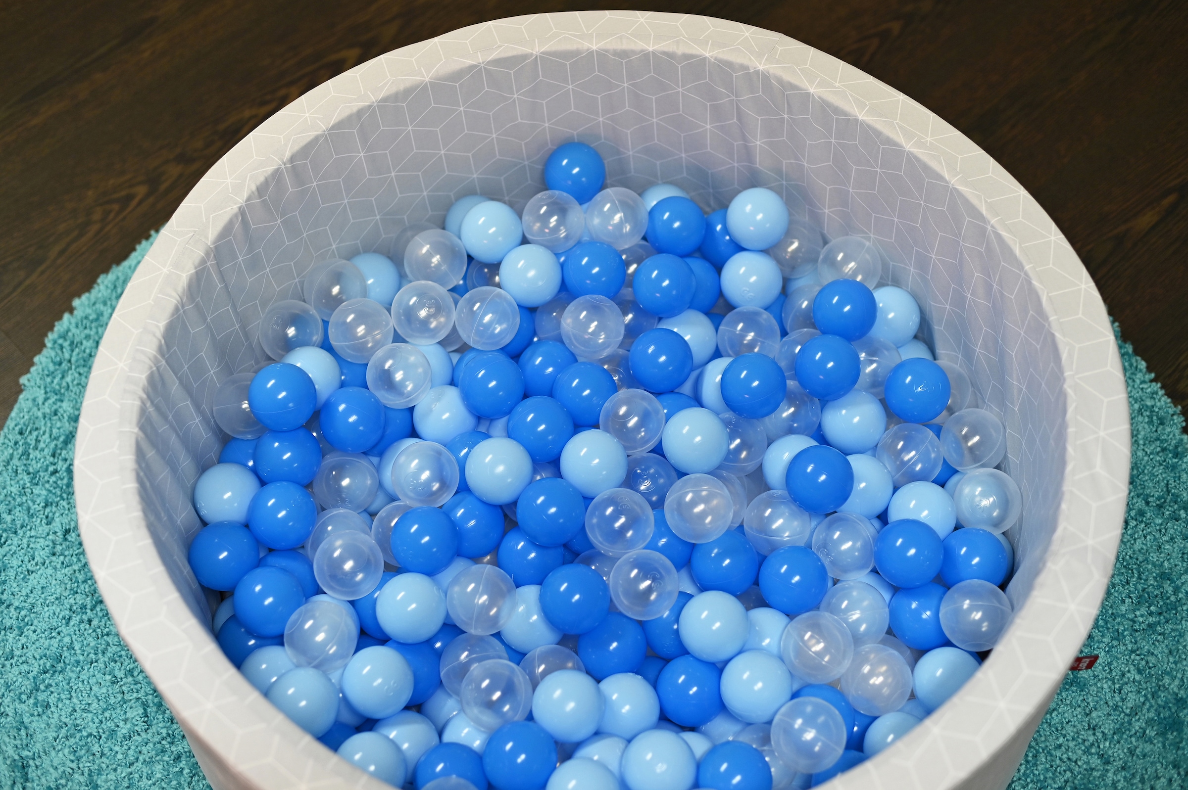 Knorrtoys® Bällebad »Geo, Cube Grey«, mit 300 Bällen soft Blue/Blue/transparent;  Made in Europe bei OTTO