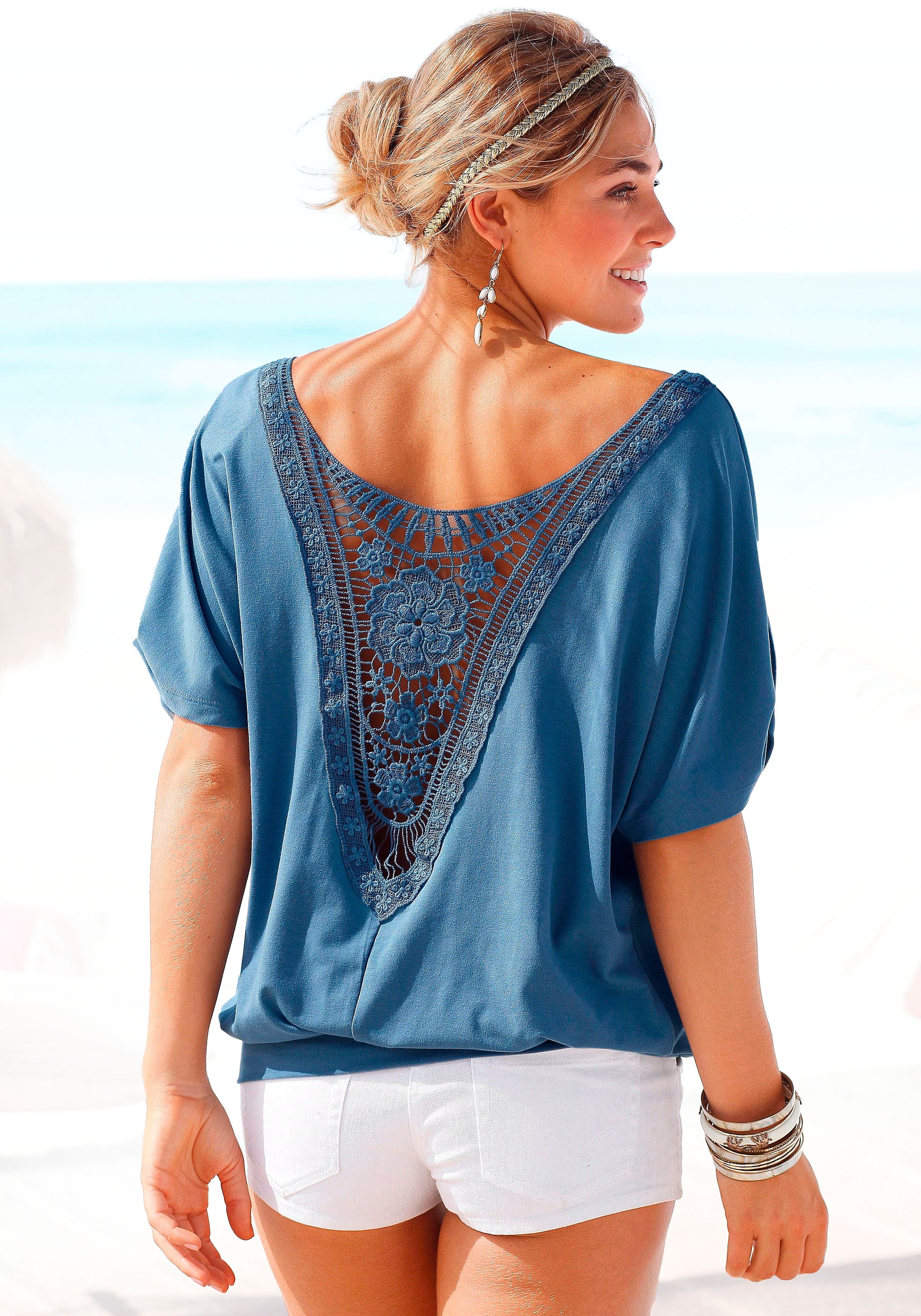 LASCANA Strandshirt, mit Häkeleinsatz am Rücken, T-Shirt, weite Passform, luftig und locker