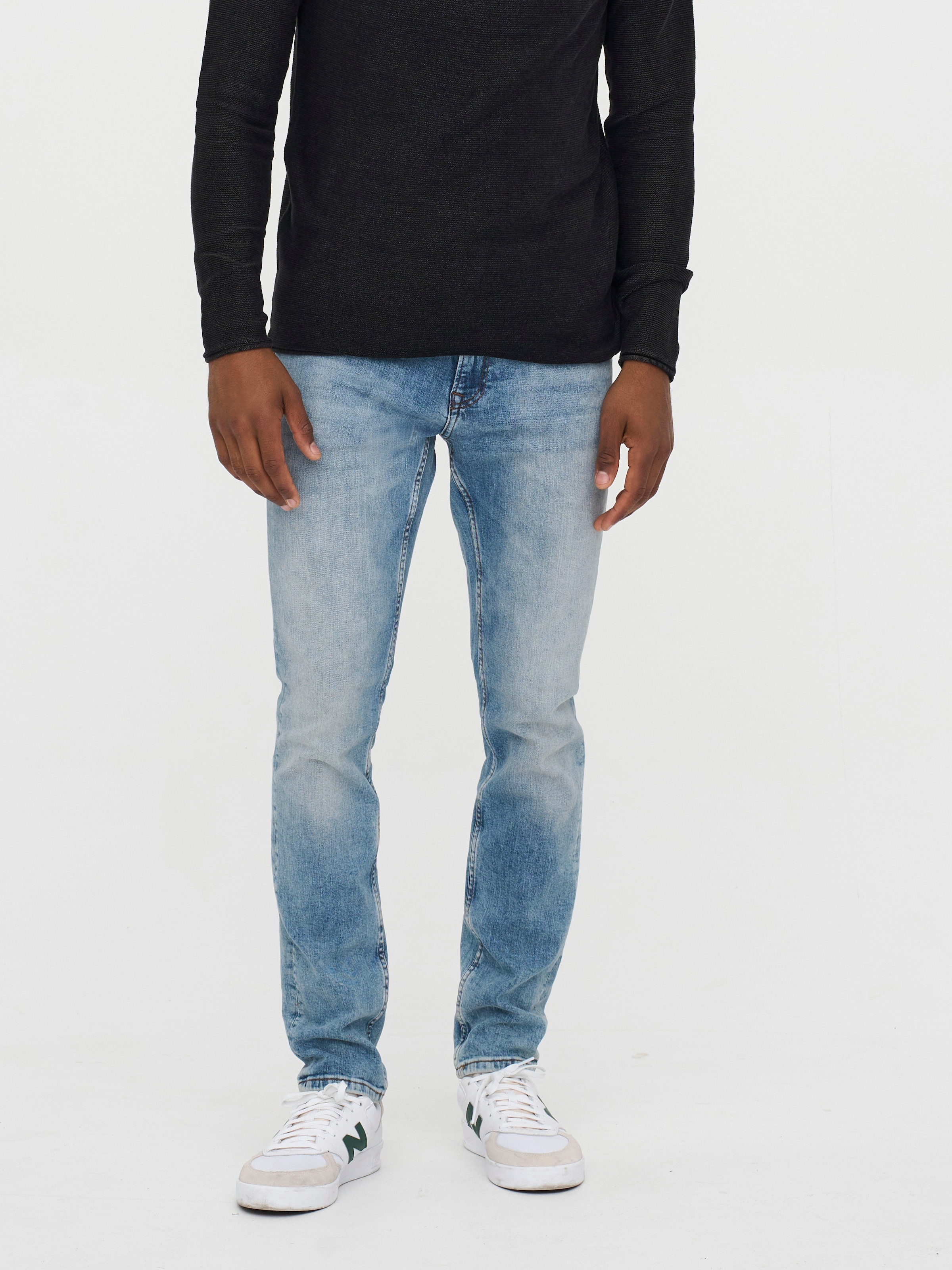 ONLY & SONS Slim-fit-Jeans »LOOM LIFE« mit niedriger Taille, sehr elastischer Denim