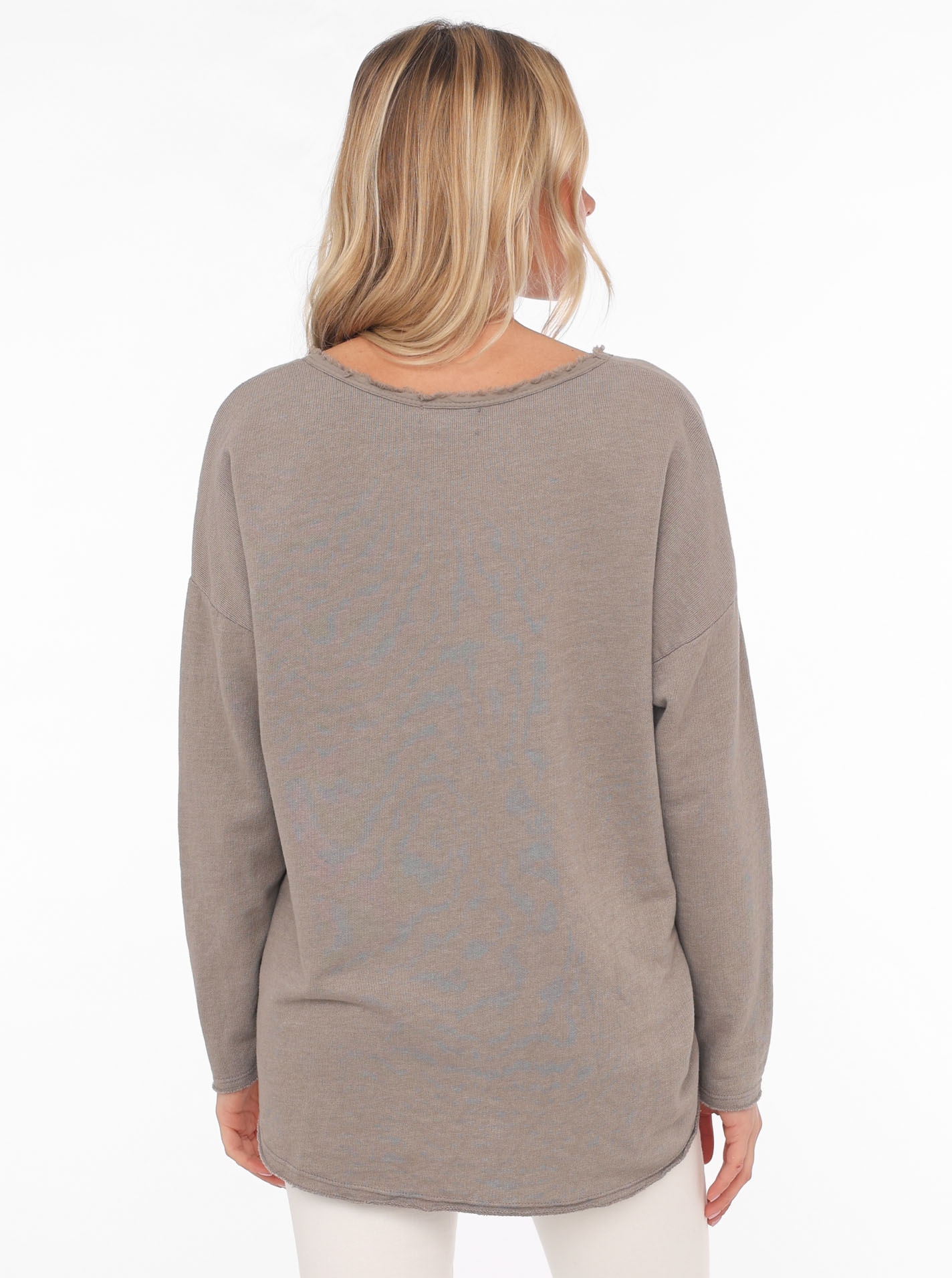Zwillingsherz Sweatshirt »"Positive Mind"«, Mit V-Ausschnitt im Used Look und Stempeldruck