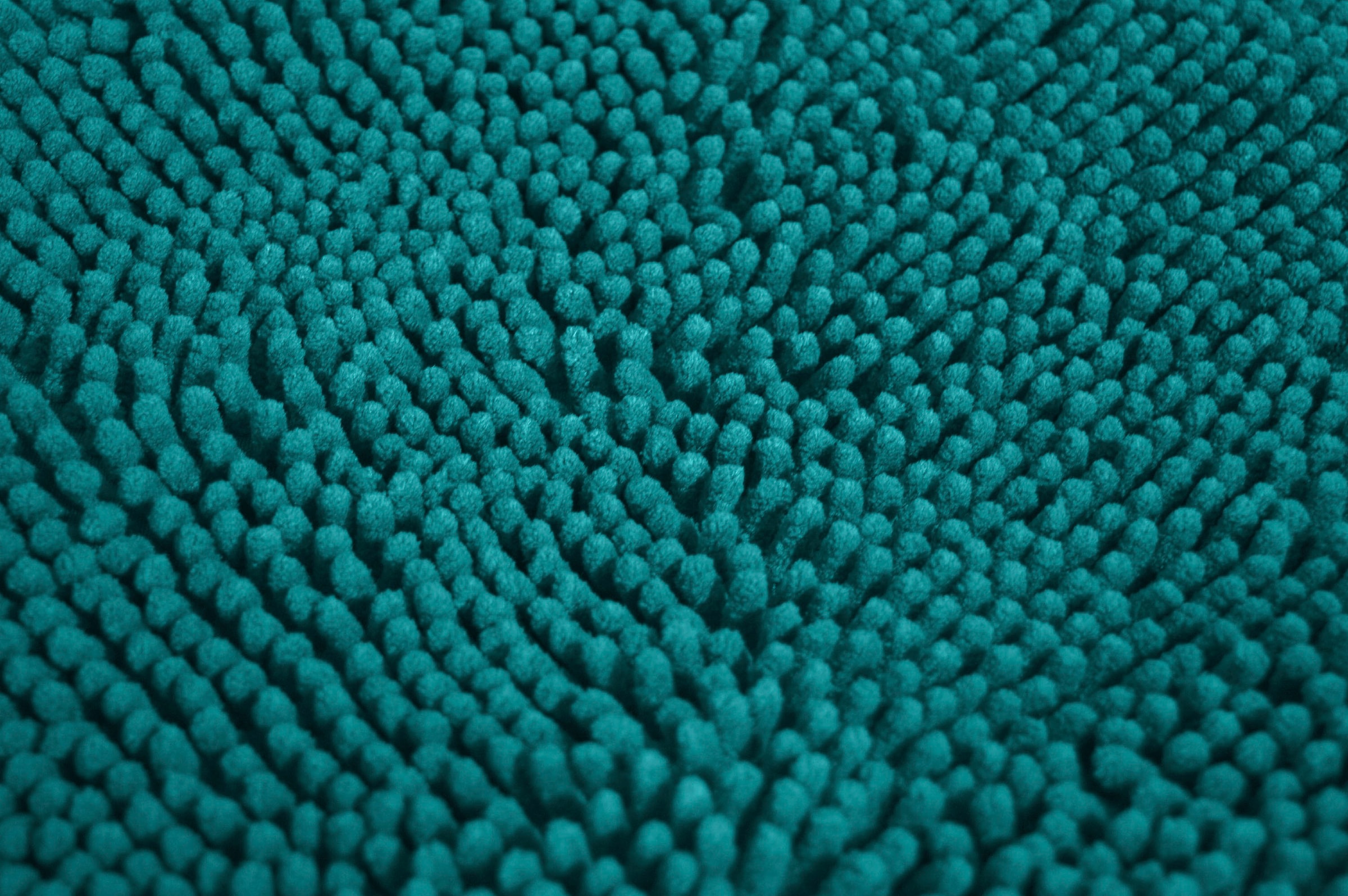 KiNZLER Badematte »Chenille«, rutschhemmend beschichtet, fußbodenheizungsgeeignet, Badteppich, Uni Farben, weich, als rechteckig & halbrund erhältlich