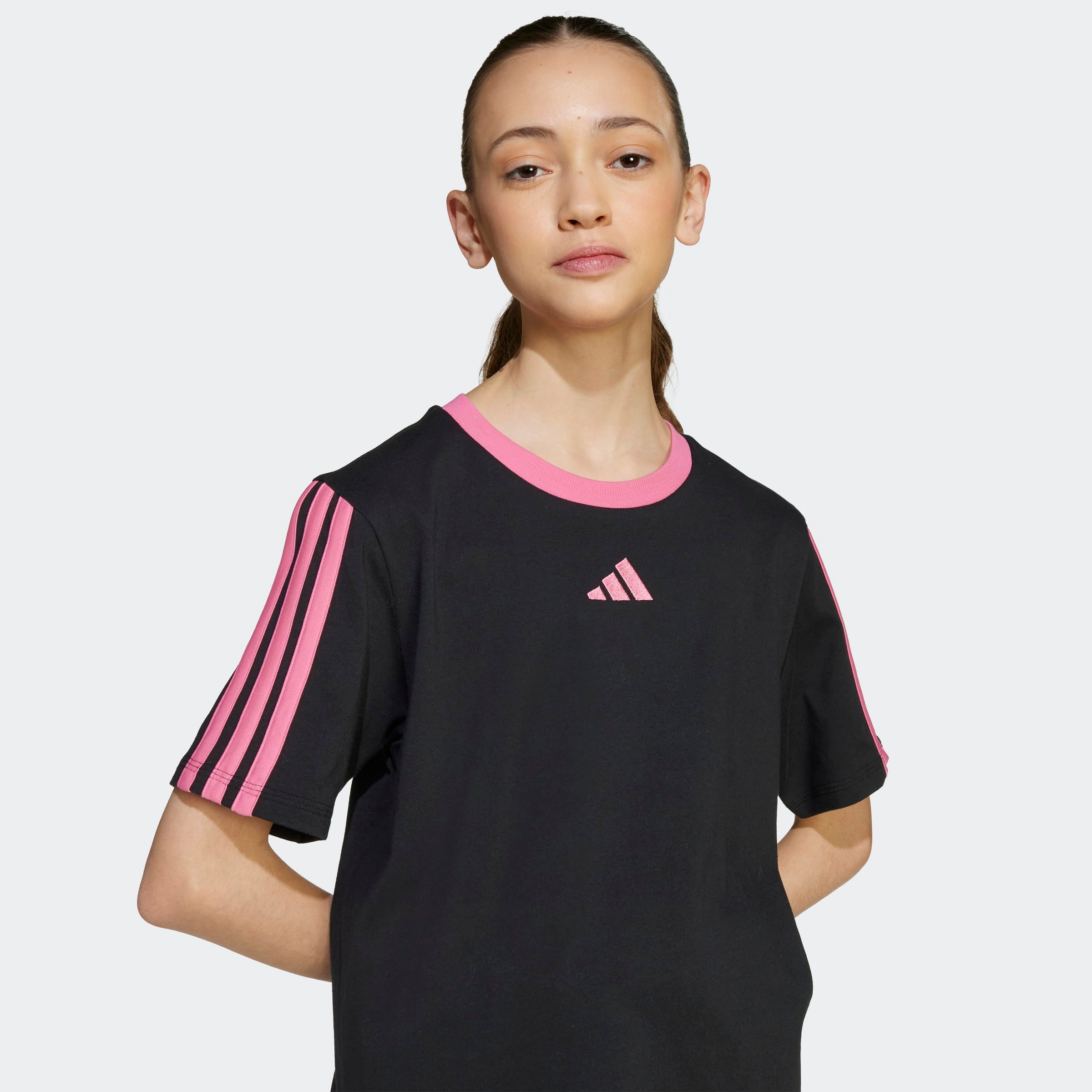 adidas Sportswear T-Shirt »ESSENTIALS KIDS« für Kinder, mit Rundhalsausschnitt, ohne Verschluss, aus Baumwolle