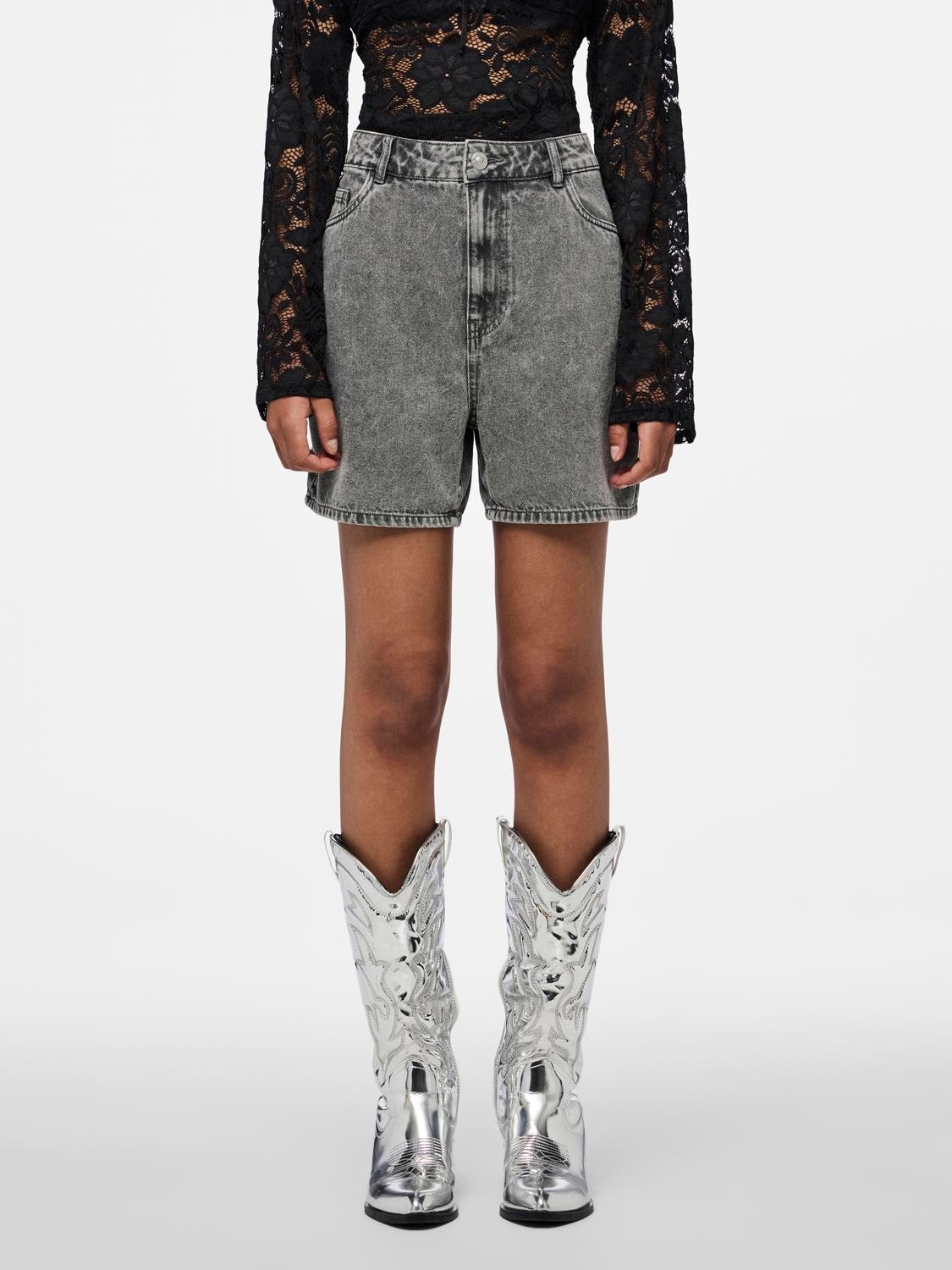 pieces Jeansshorts »PCABBI MW SHORTS NOOS«