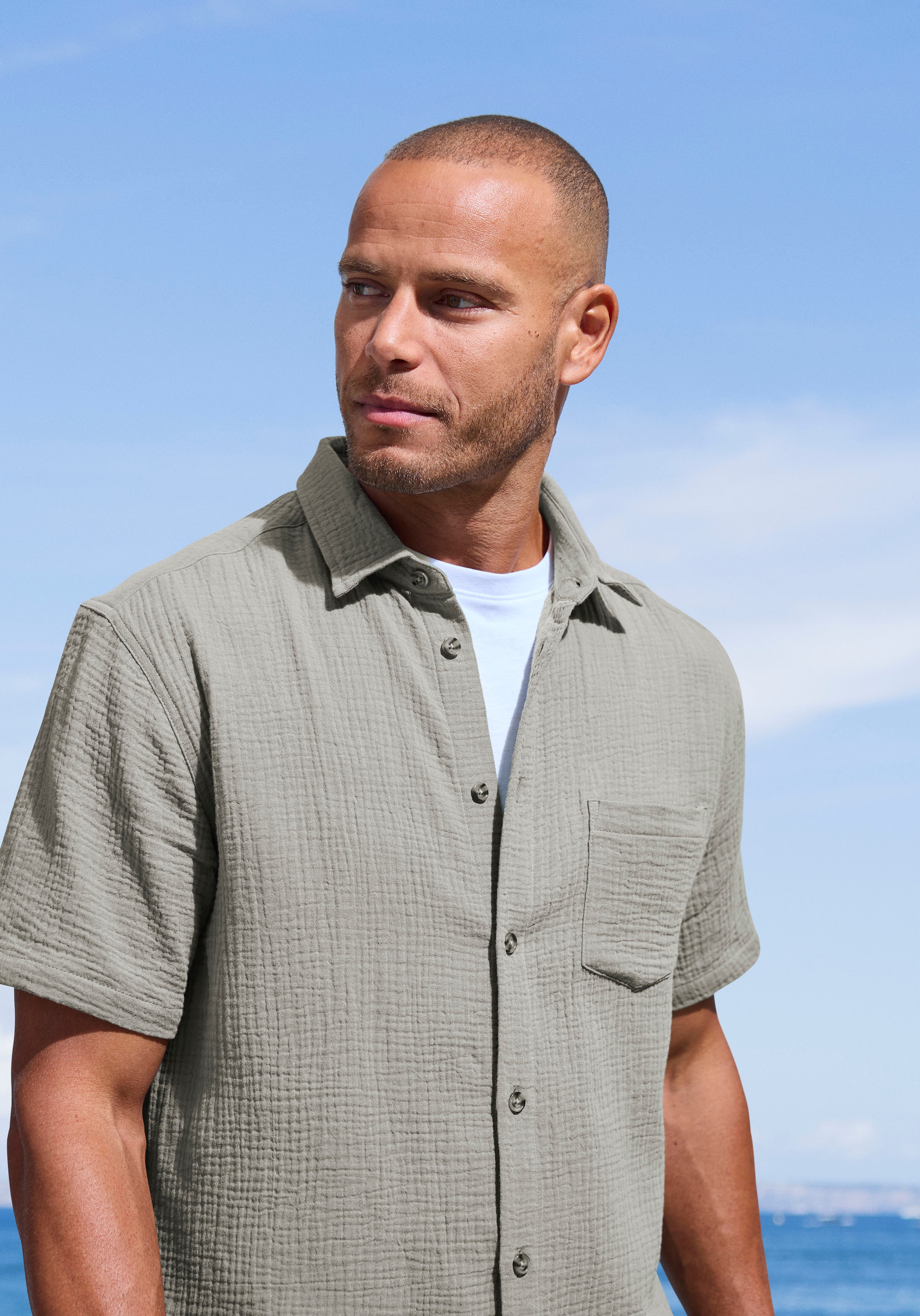 Beachtime Kurzarmhemd »Regular fit«, Kurzarm, Freizeithemd aus Musselin-Ware