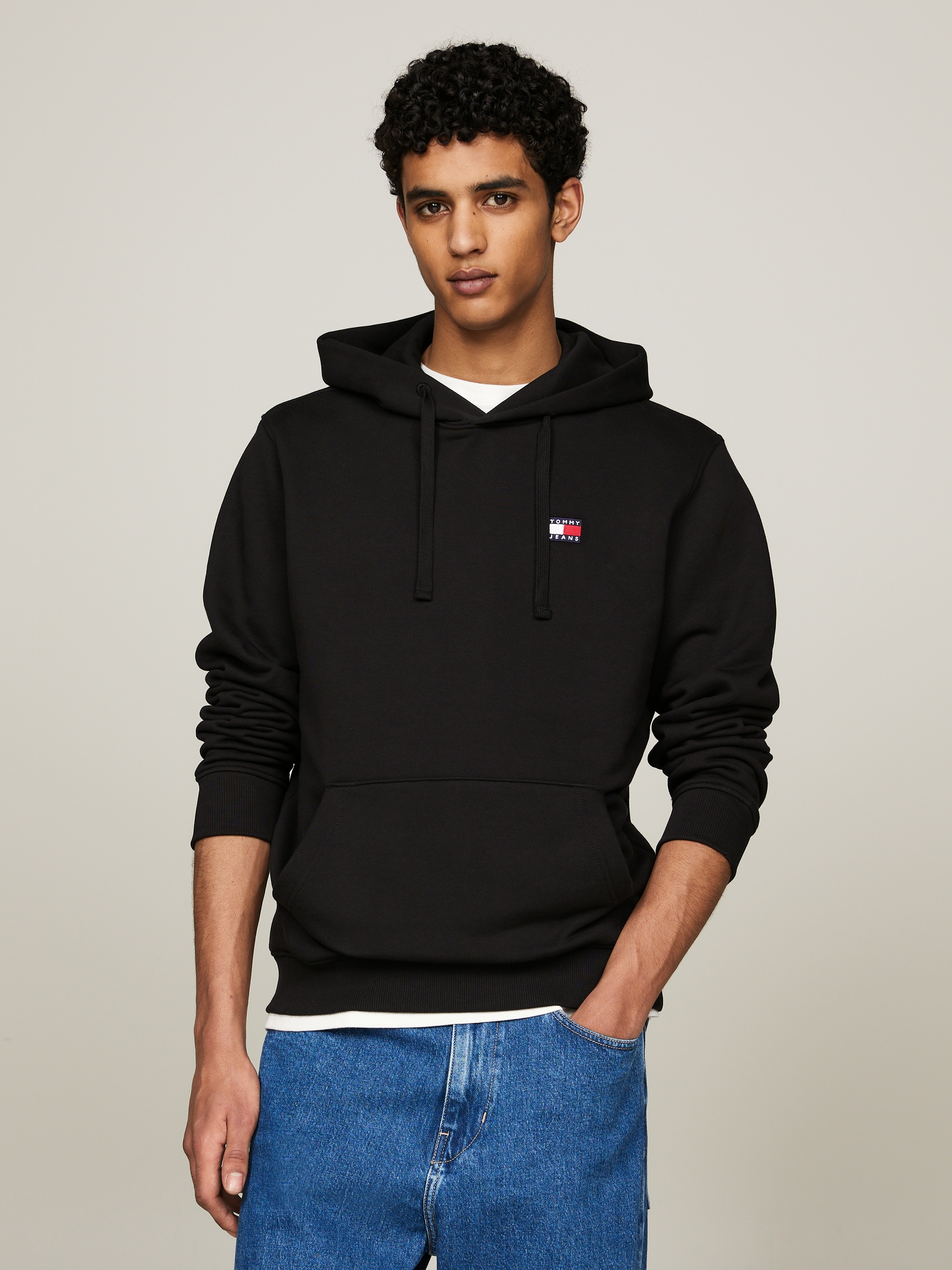 Tommy Jeans Plus Kapuzensweatshirt »TJM REG BADGE HOODIE EXT«, mit wärmend weicher Innenseite