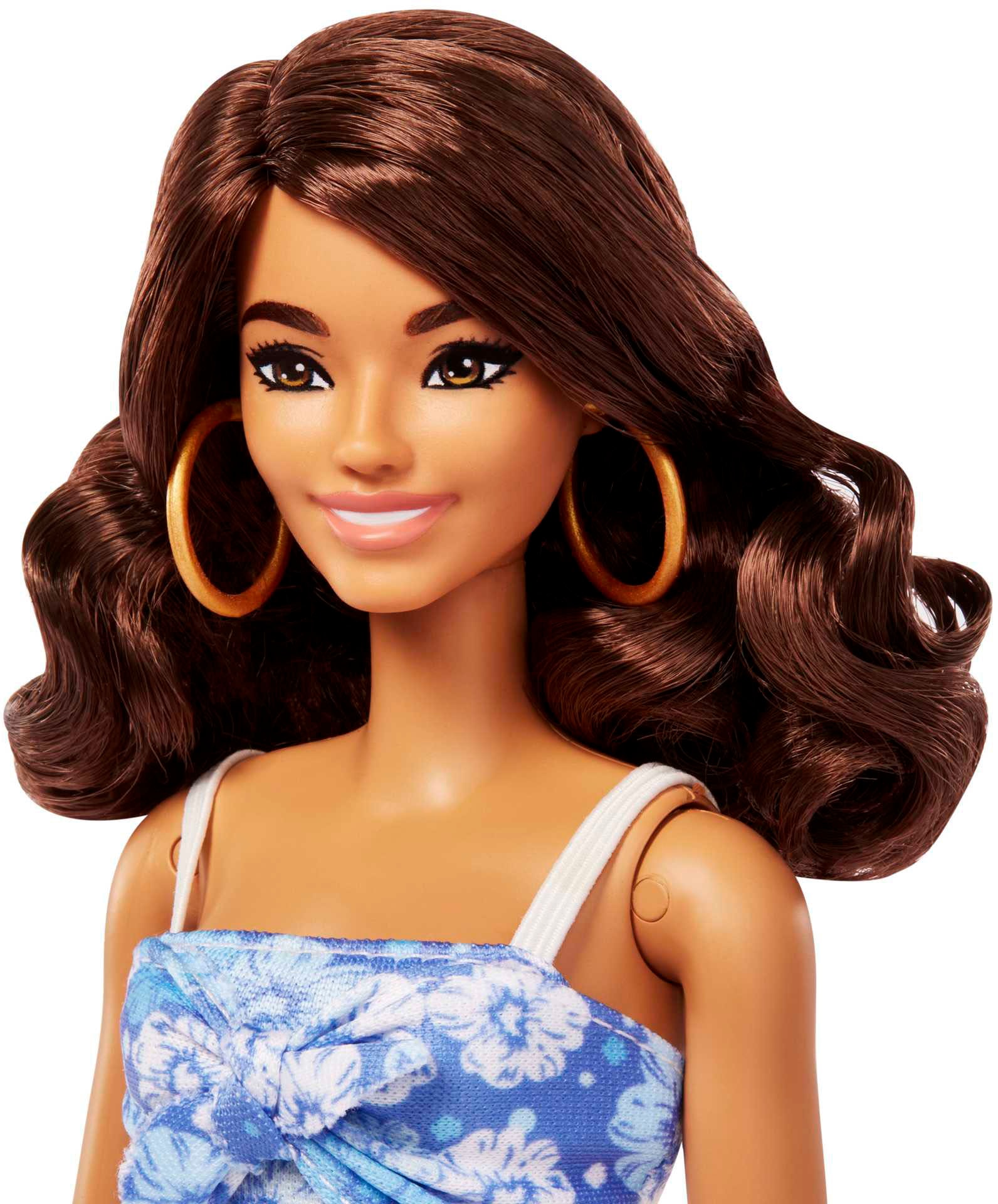 Barbie Anziehpuppe »Loves the Ocean, Refresh - Blue«, aus recyceltem Material