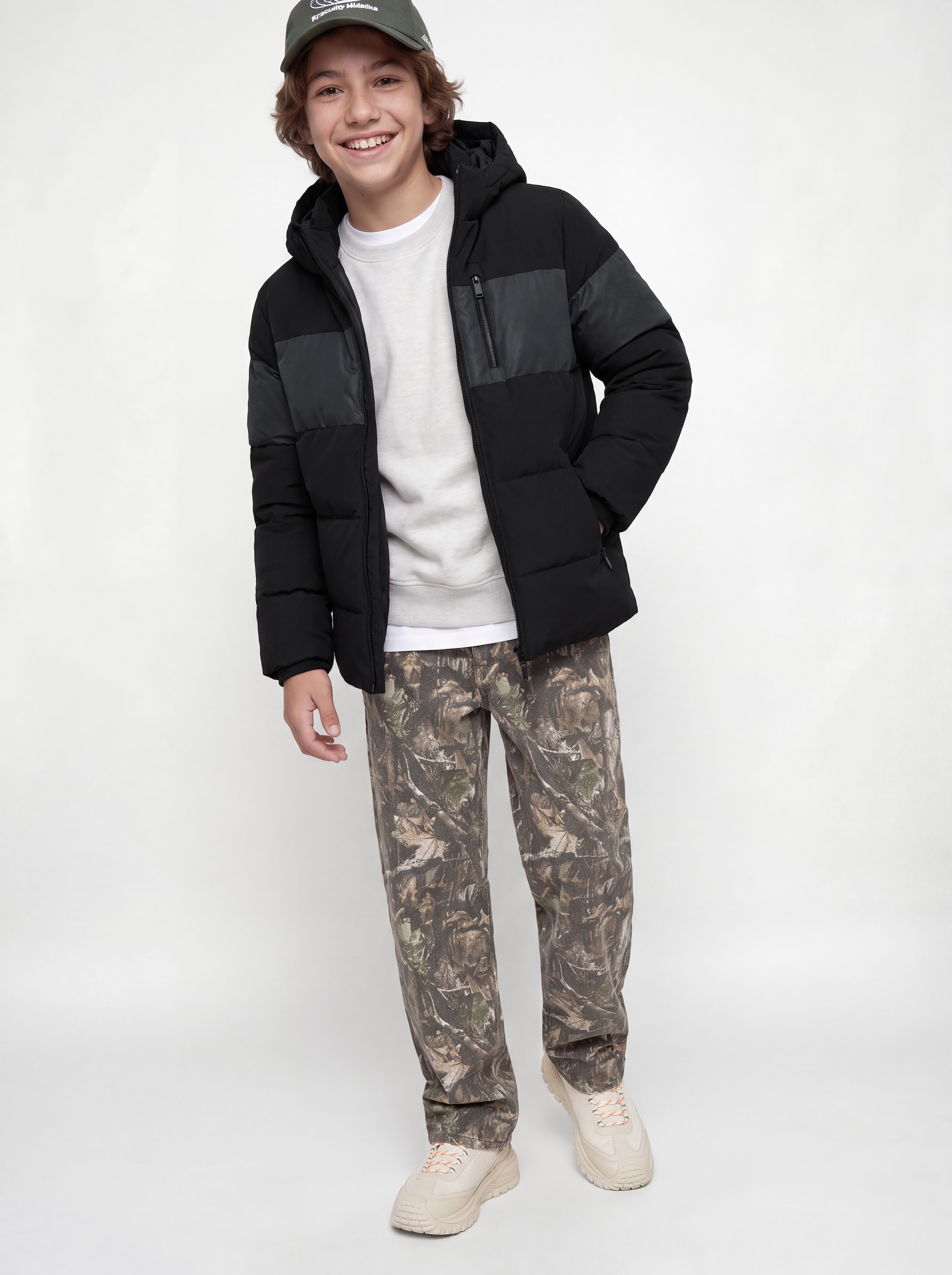 Jack & Jones Junior Steppjacke »JJEBECKS REFLECTIVE PUFFER JNR« mit Kapuze Kunstfaser, mit reflektierenden Details