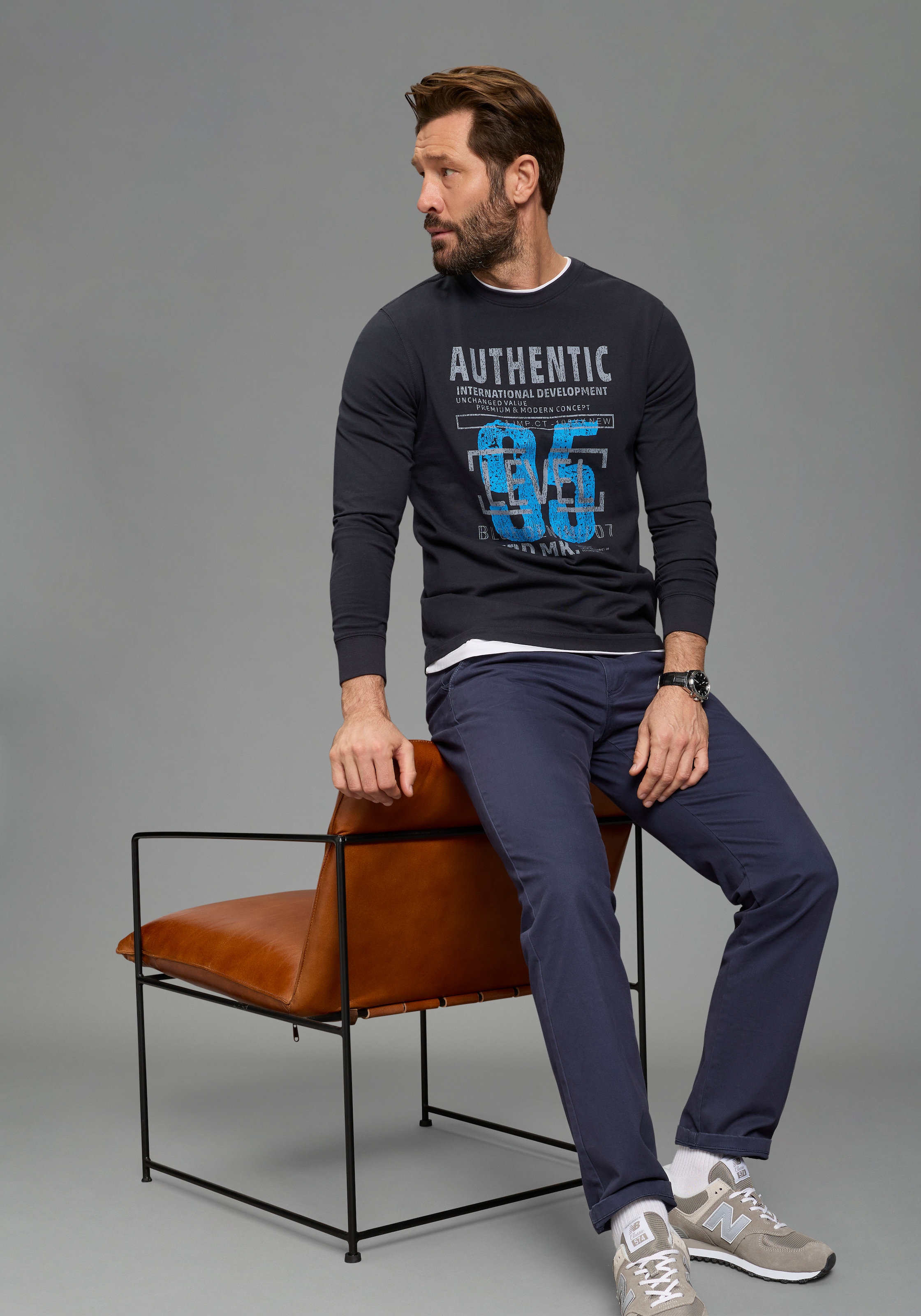 Man's World Langarmshirt »neue Farbe!« Langarm,  bedruckt,  aus Baumwolle und Viskose,  mit Rippbündchen