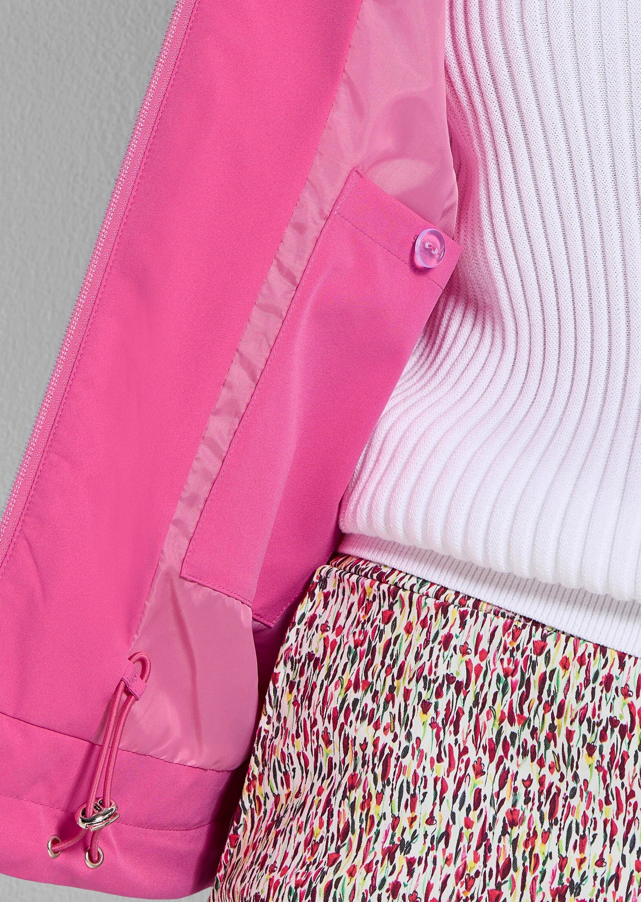 GOLDNER Blouson »Kurzgröße Moderne Freizeitjacke mit Reißverschluss« Sattel im Rück und Vorderteil