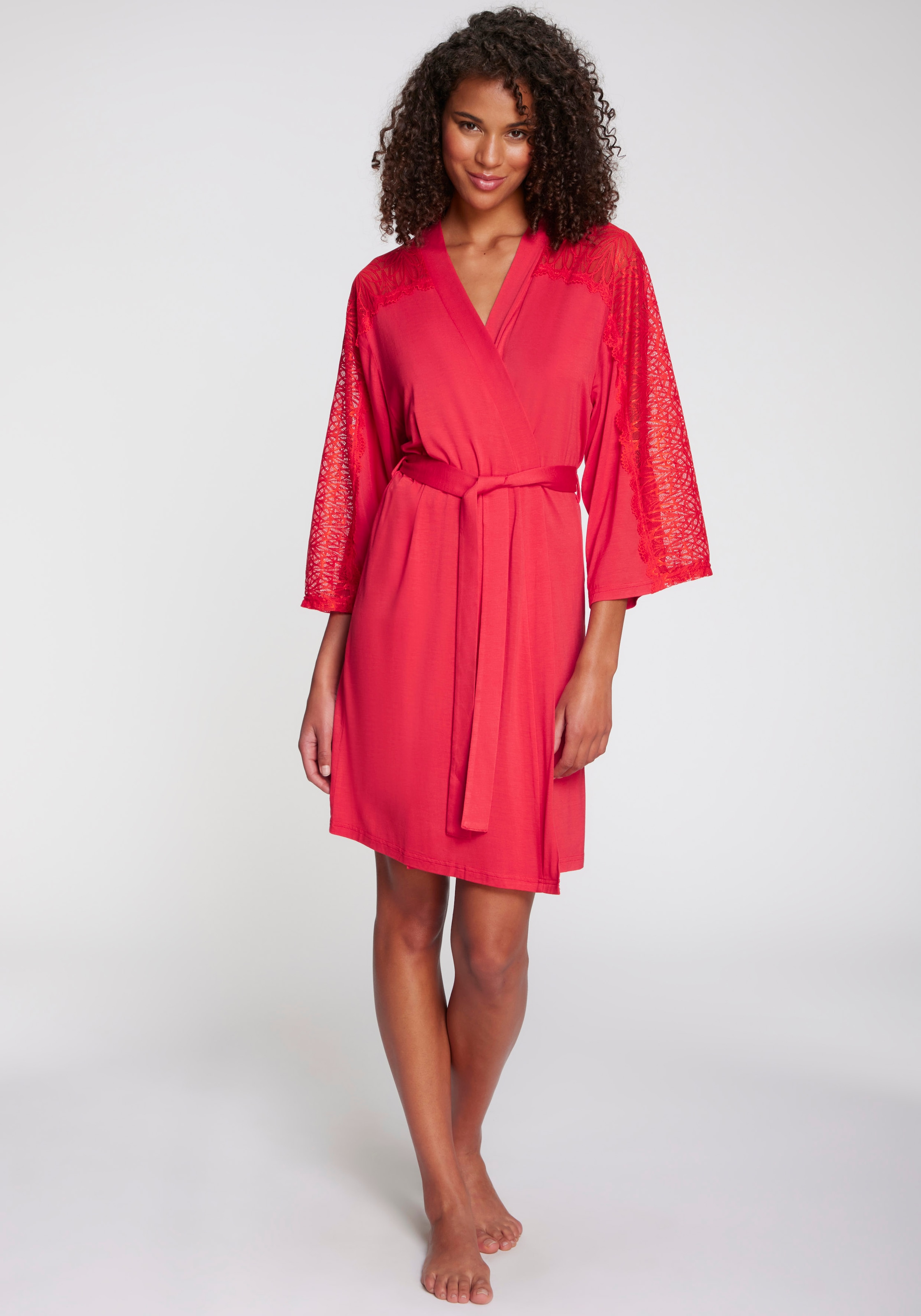 LASCANA Kimono 1-teilig,  Mit schönen Spitzedetails