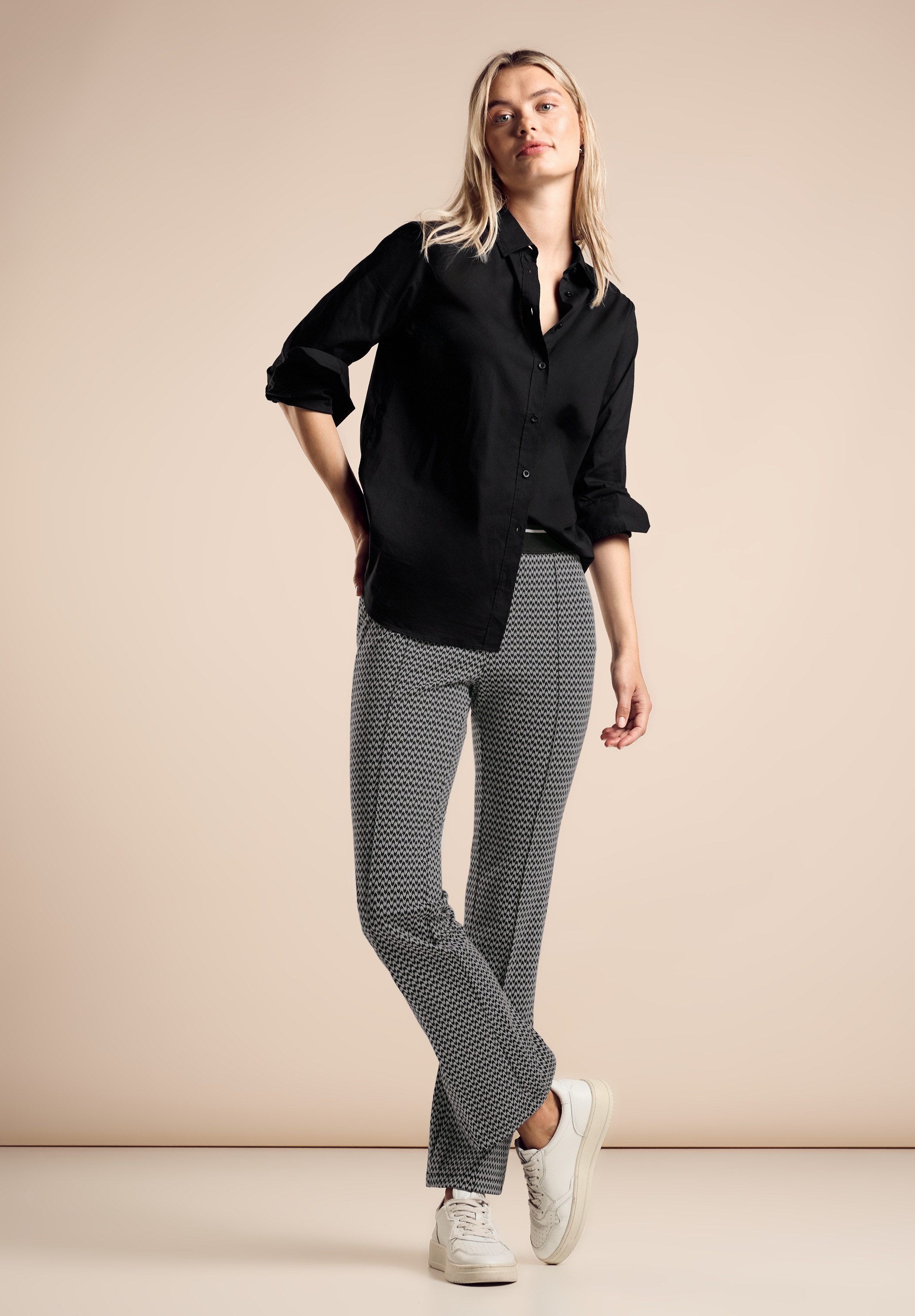 STREET ONE Stoffhose »Style HOPE«, mit Jaquard-Muster und im Skinny fit