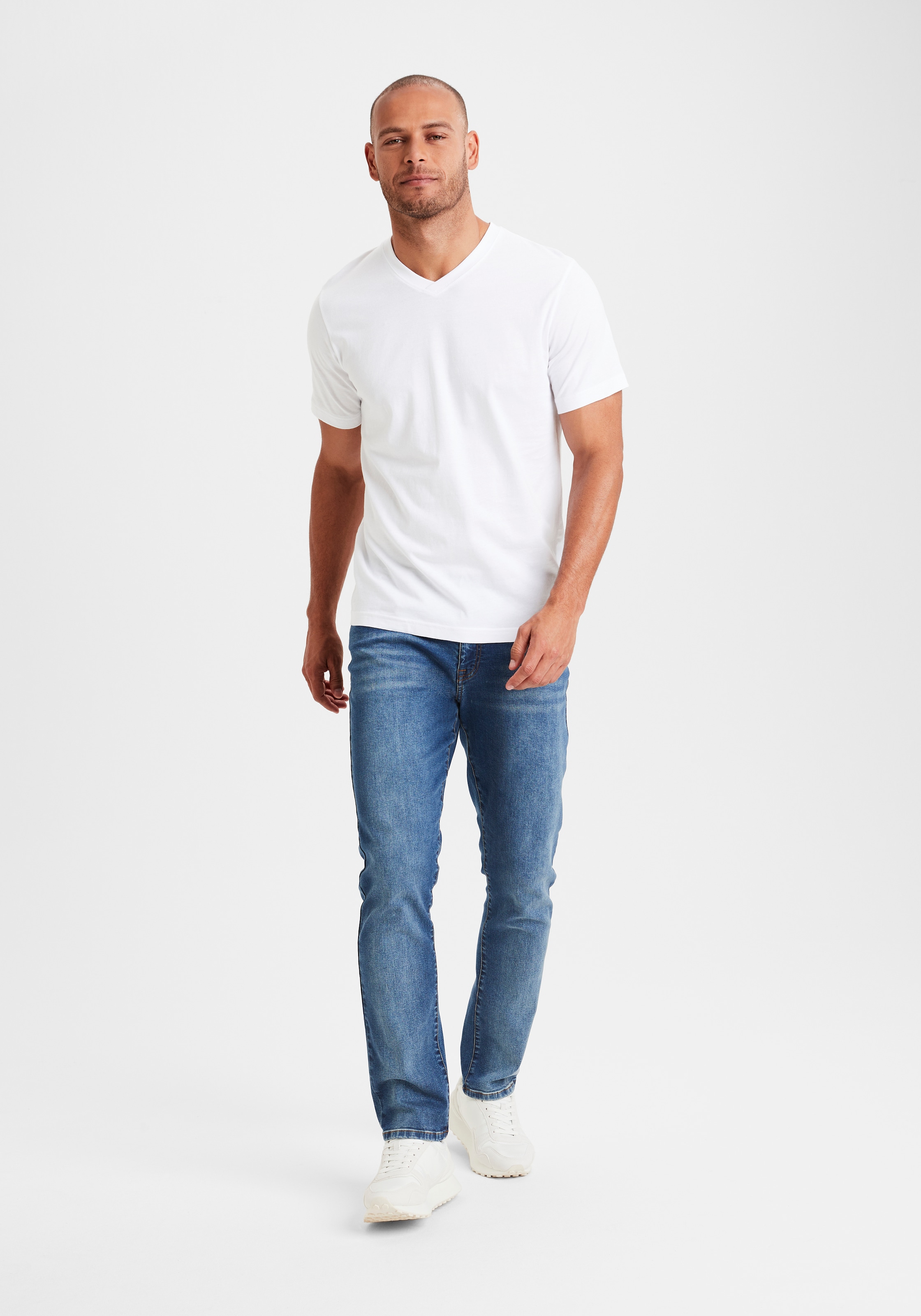 H.I.S T-Shirt, (Packung, 3 tlg.), mit V-Ausschnitt aus Baumwolle, Unterhemd, T-Shirt