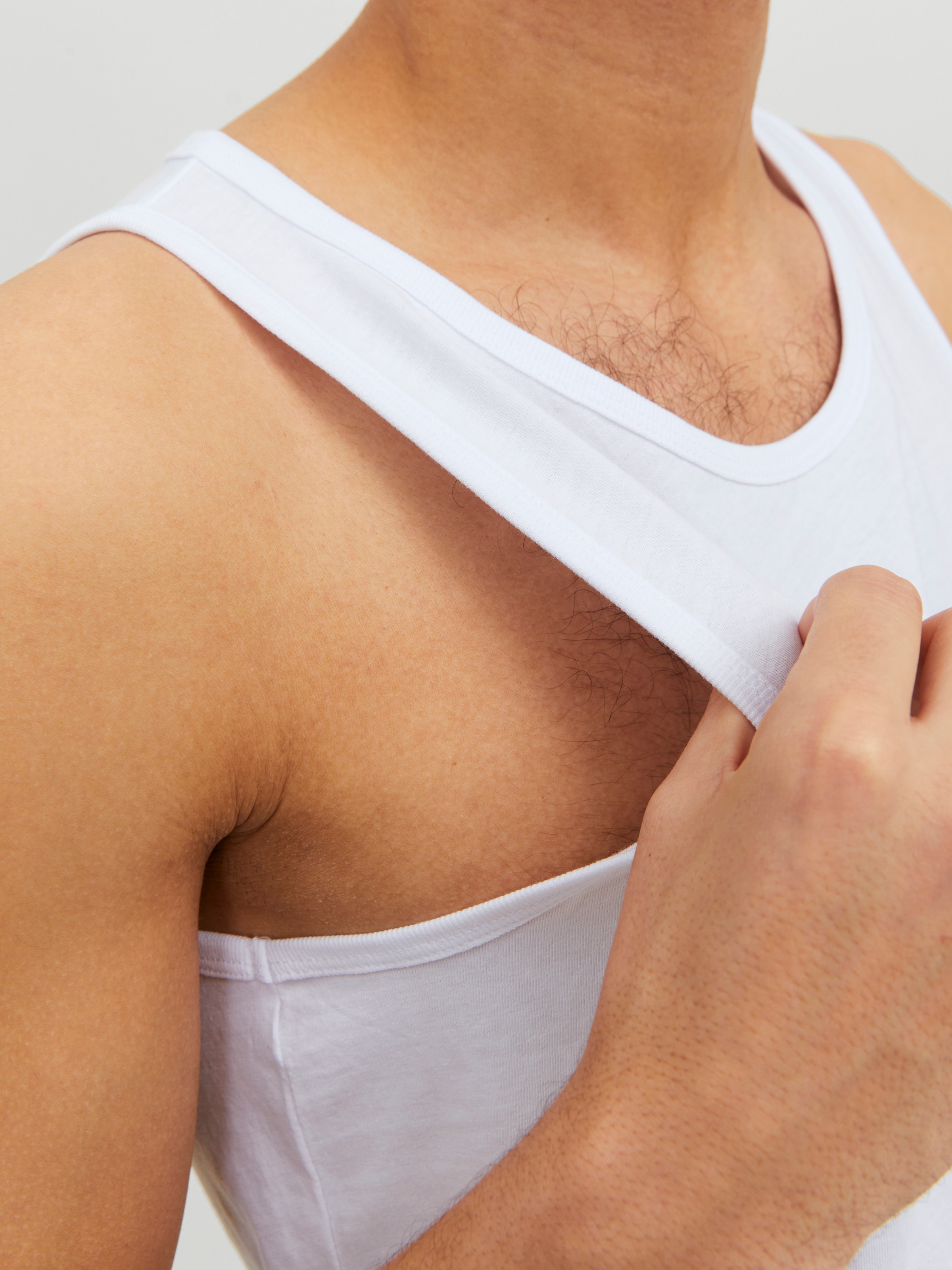 Jack & Jones Muskelshirt »JACBASIC TANKTOP 2 PACK NOOS« Packung, 2er-Pack, 2 Stk.