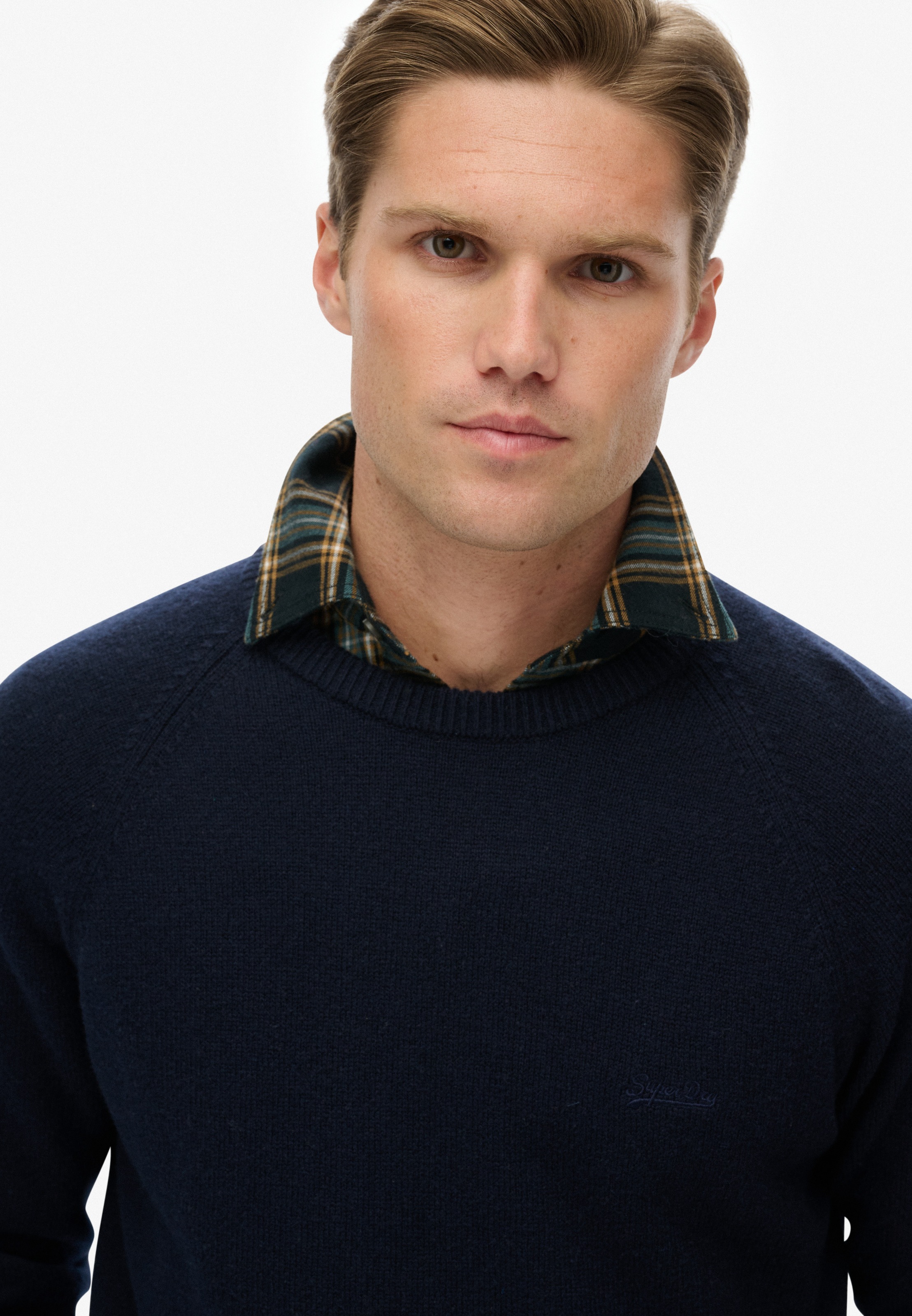Superdry Strickpullover »WOOL BLEND JUMPER« aus Wolle, Nylon und Baumwolle, Regular Fit, mit Rundhalsausschnitt