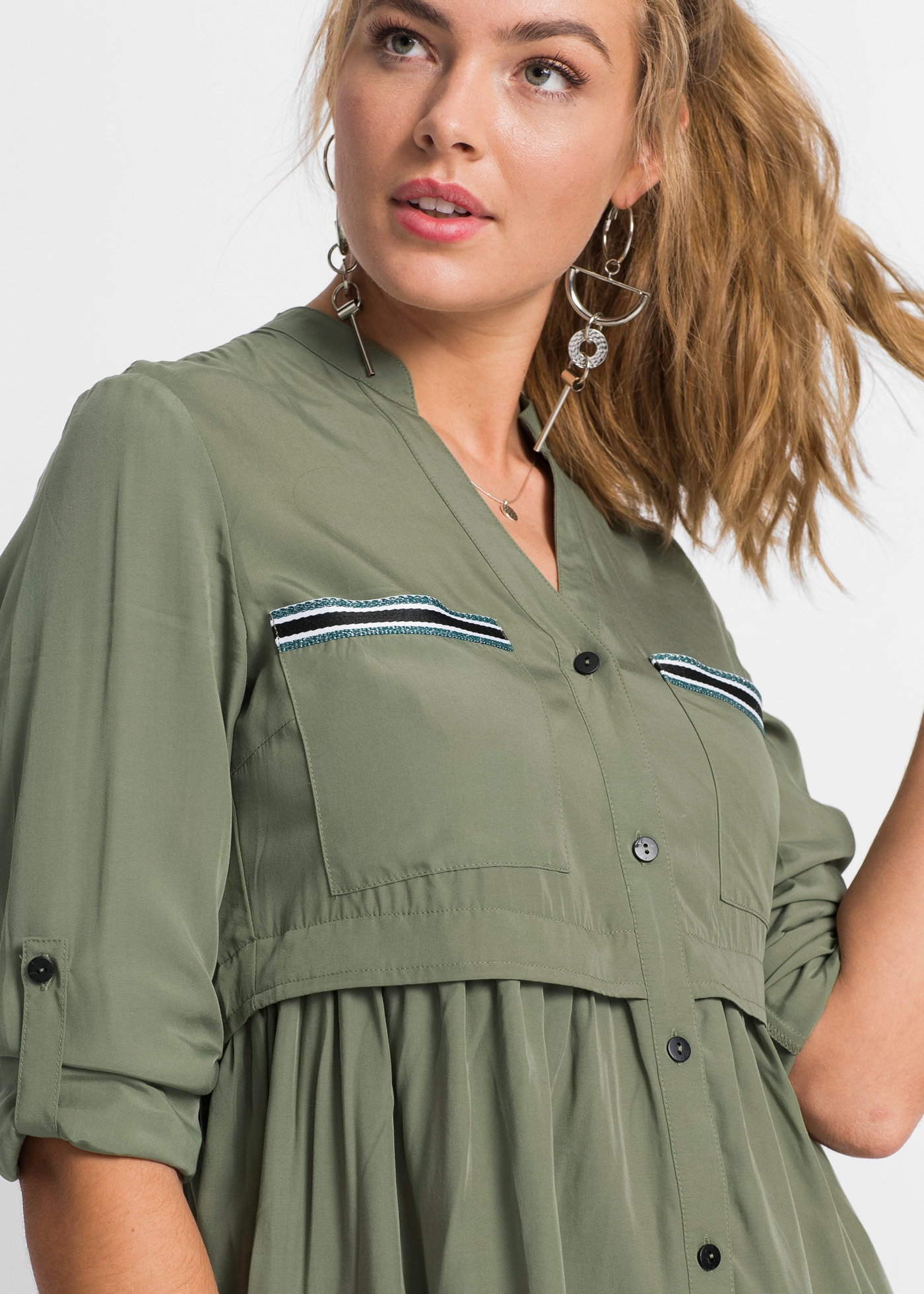 bonprix Hemdblusenkleid mit langem Arm und Riegel-Knopf-Element, mit kontrastfarbigem Einsatz