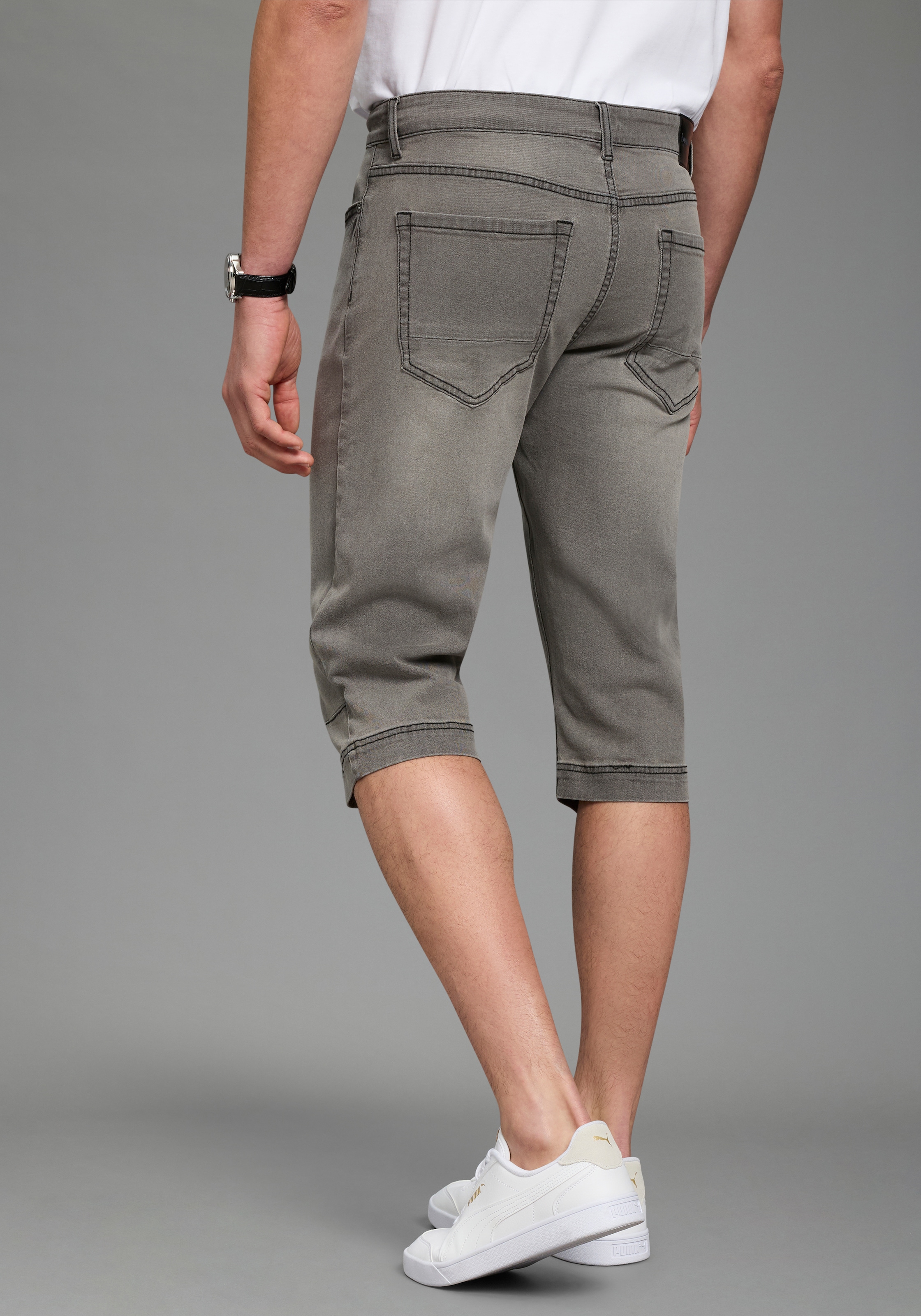 Bruno Banani Jeansbermudas »Hutch-Bermuda« Straight-Fit, normale Leibhöhe, aus elastischem Denim-Material