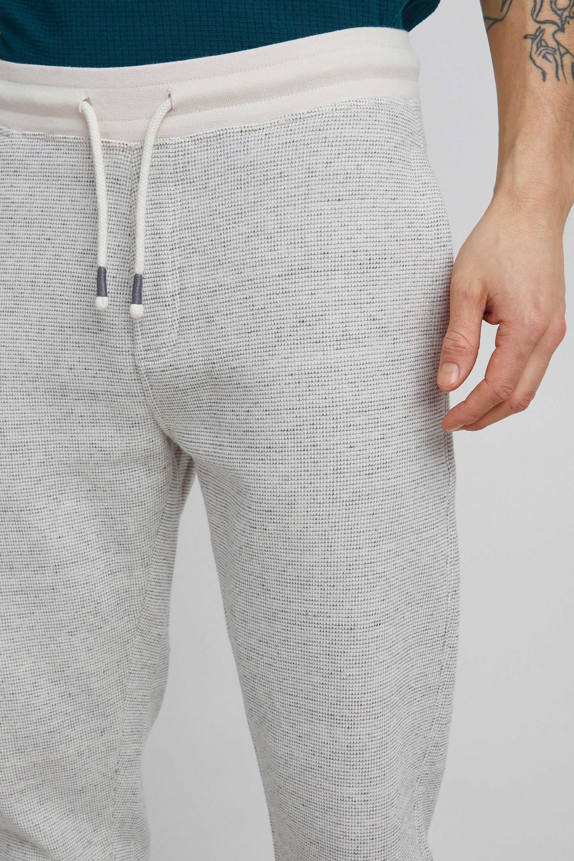 11 Project Sweathose »Sweathose PREnno«