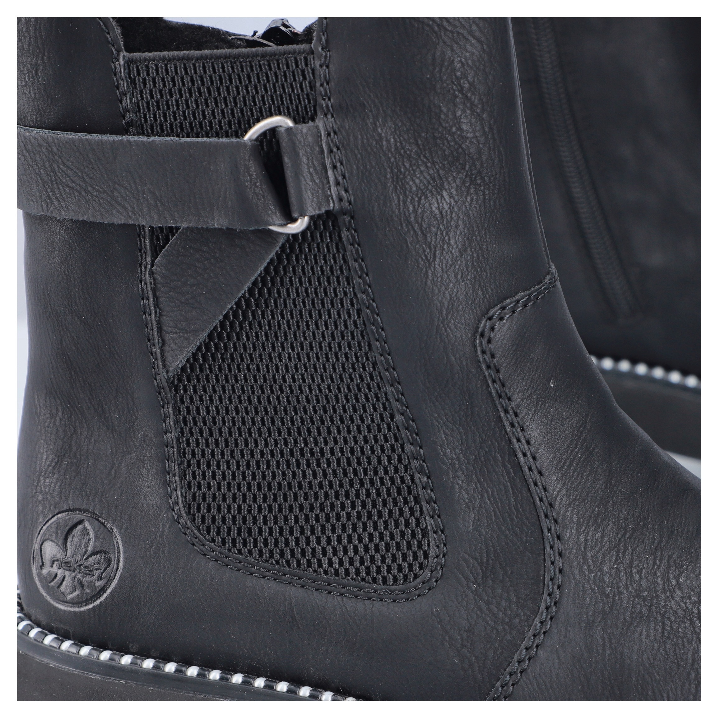 Rieker Chelseaboots, Schlupfboots, Stiefelette, Plateau, mit Innenreißverschluss