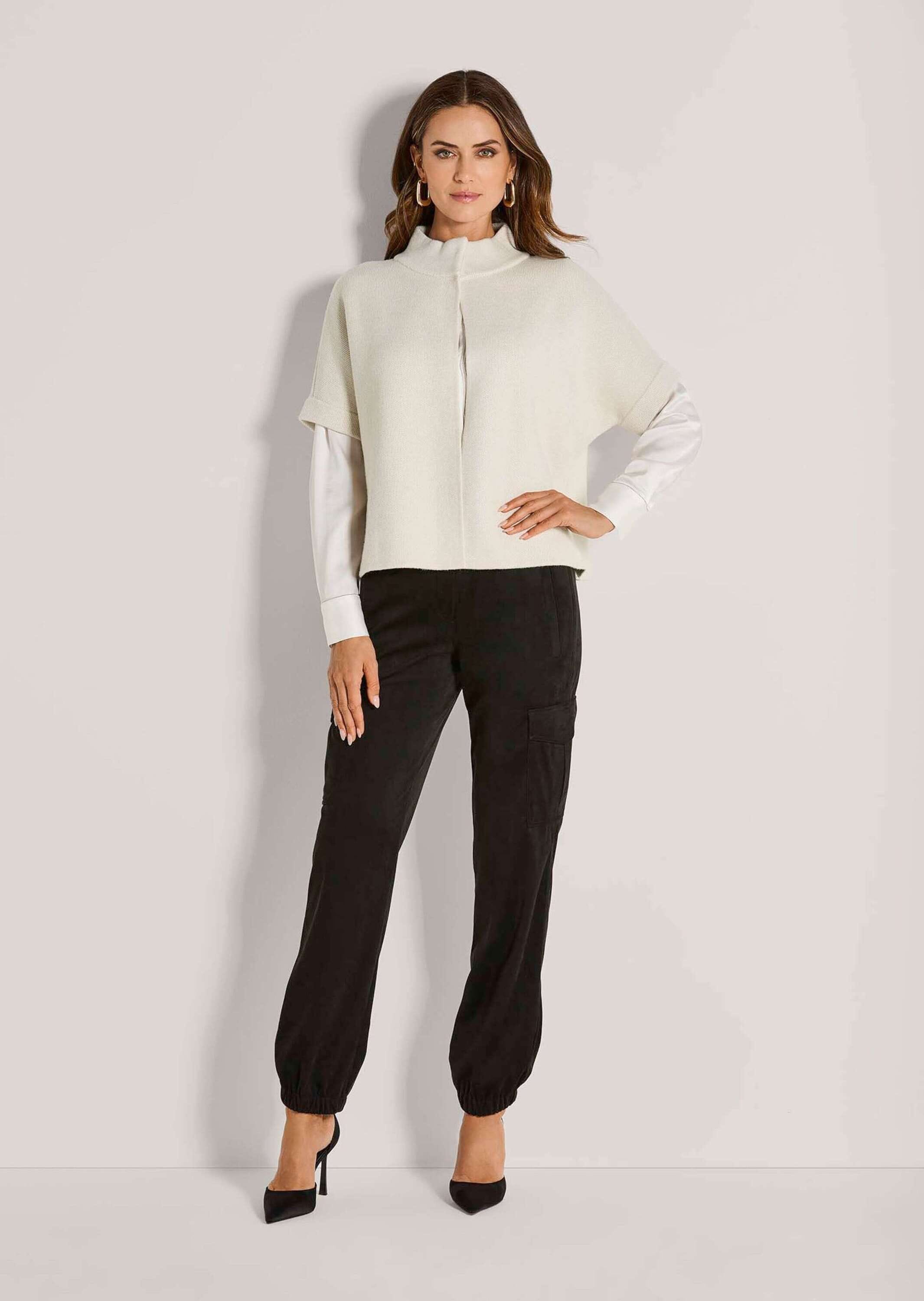 MADELEINE Strickjacke »Strickcape Moderne Strickjacke im Cape-Design« Wertvoller Milano-Strick