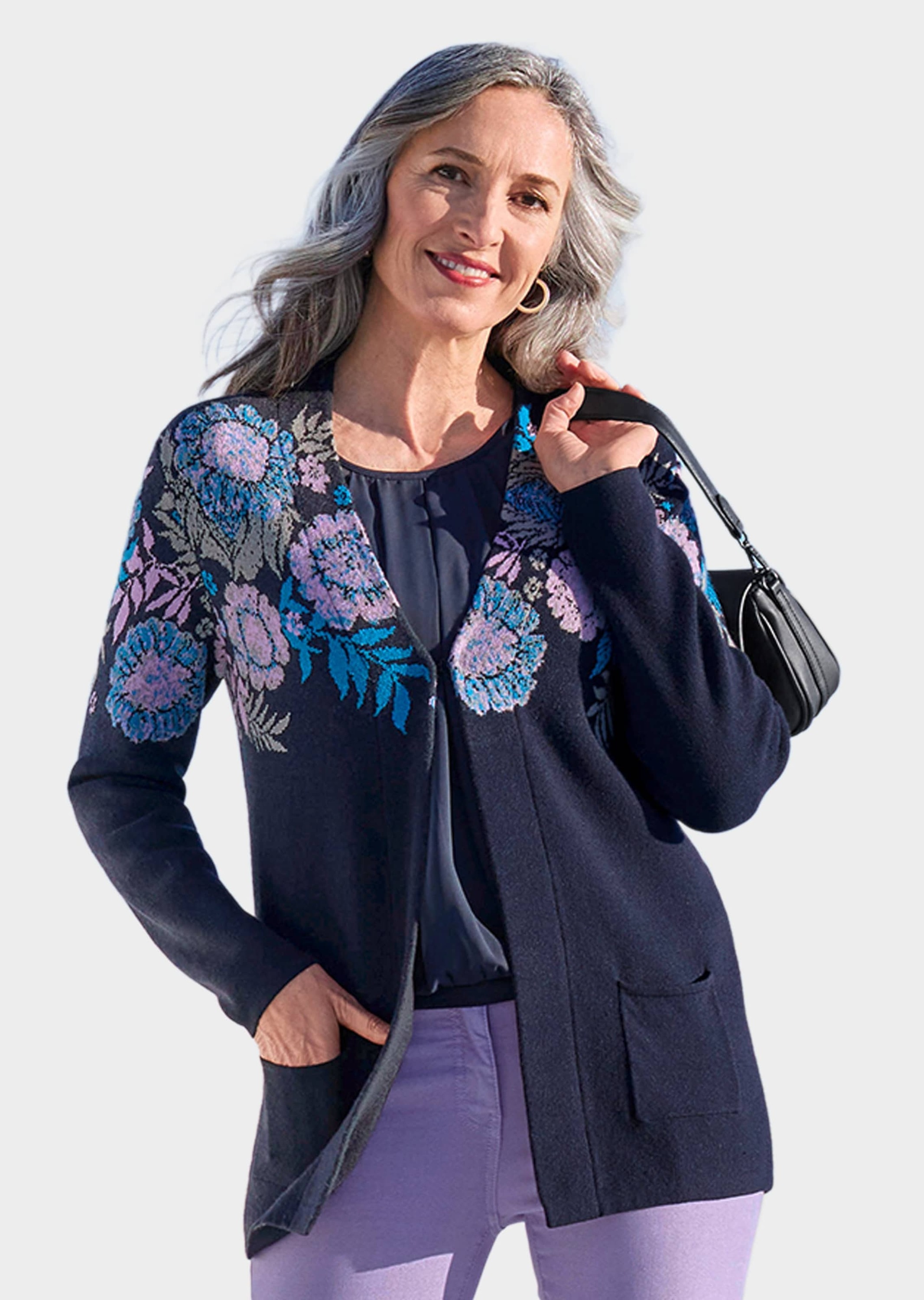 GOLDNER Strickpullover »Kurzgröße Strickjacke mit V-Ausschnitt«
