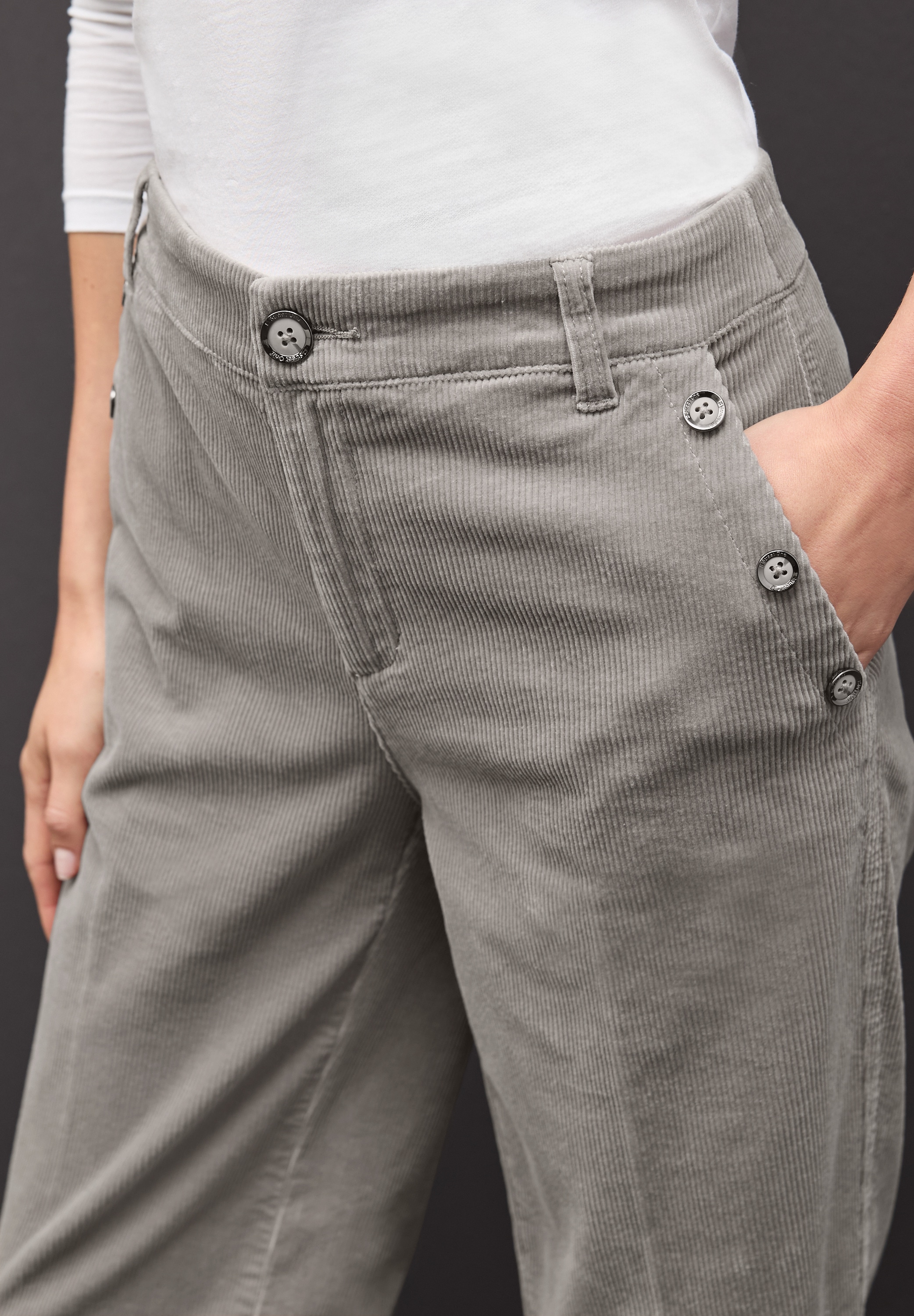 STREET ONE Cordhose  Straight Leg, Mid Waist