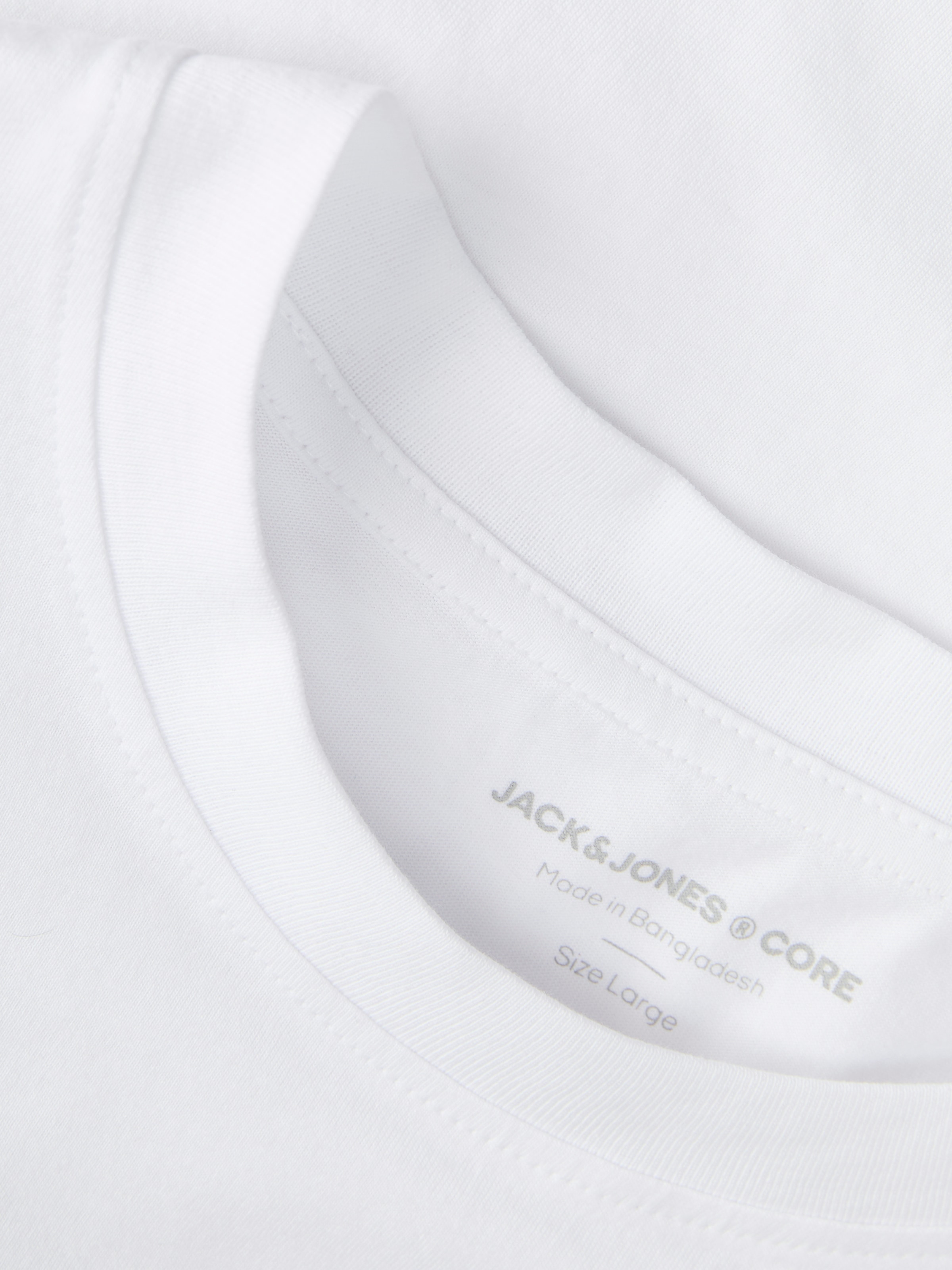 Jack & Jones T-Shirt »JCOECHO GRAPHIC BACK PRINT SS TEE CN FST« Baumwolle, regular fit
