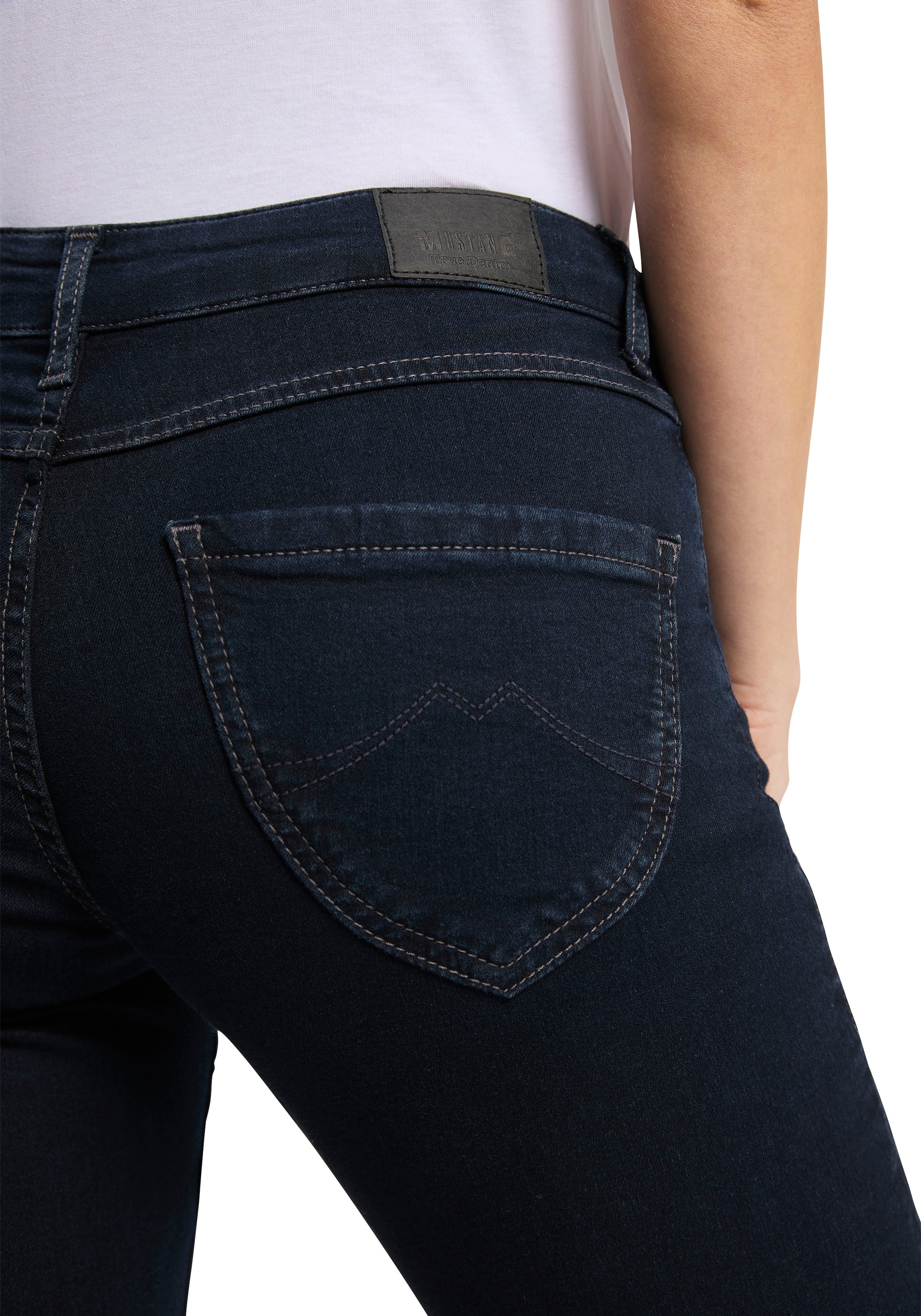 MUSTANG Straight-Jeans »Julia«