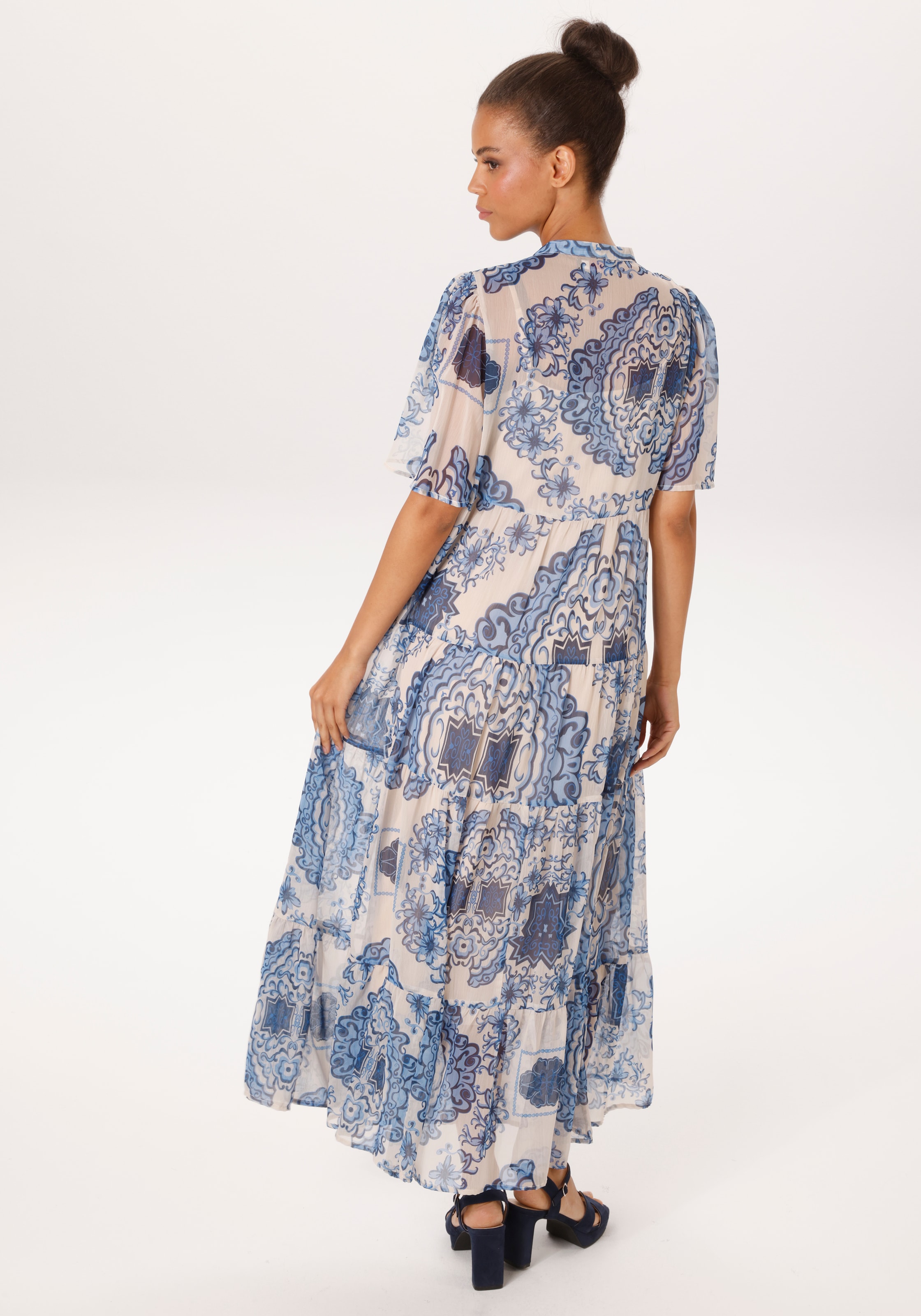 Aniston CASUAL Sommerkleid mit fantasievollem, grafischen Blumendruck - NEUE KOLLEKTION