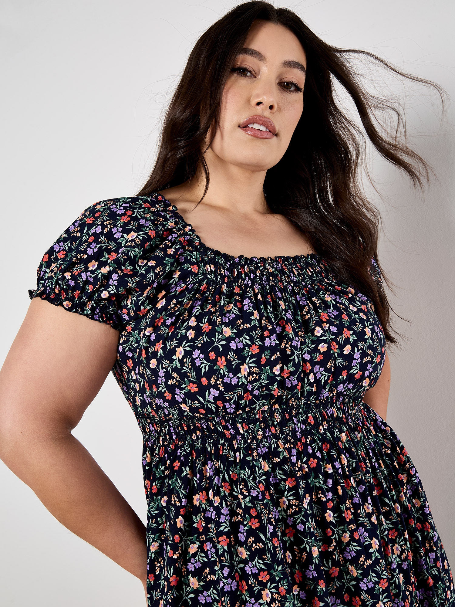 Apricot Midikleid »Midikleid« mit gesmokter Taille