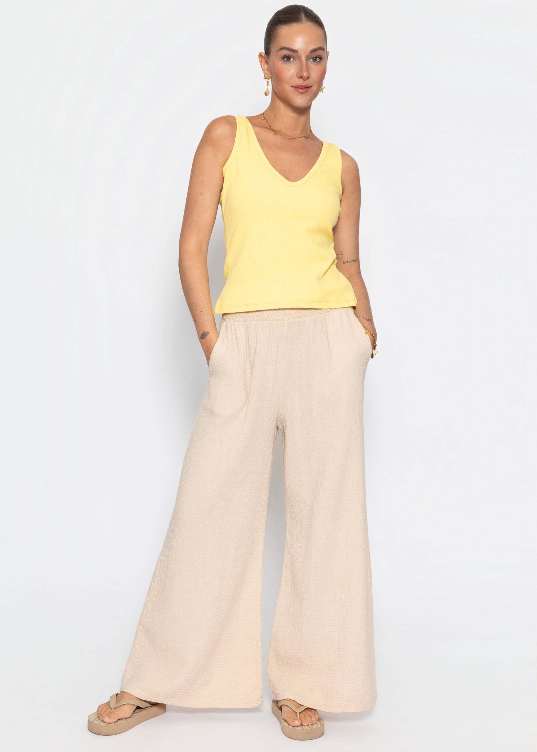 SASSYCLASSY T-Shirt »Geripptes Tank Top mit V-Ausschnitt« Ärmelloses Top aus Baumwoll/Viskose in schmaler Passform