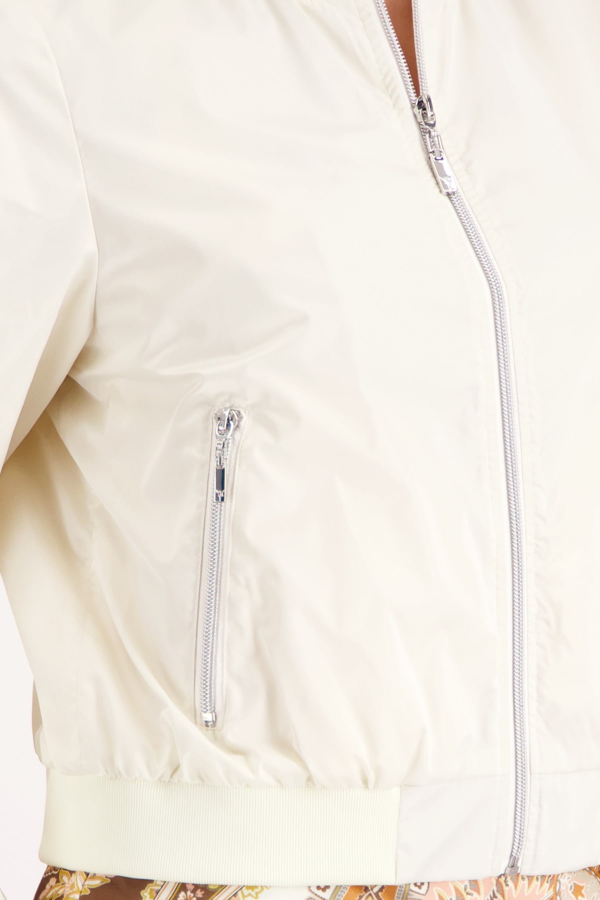 Monari Bomberjacke »Jacke Nylon« ohne Kapuze mit Reißverschlusstaschen