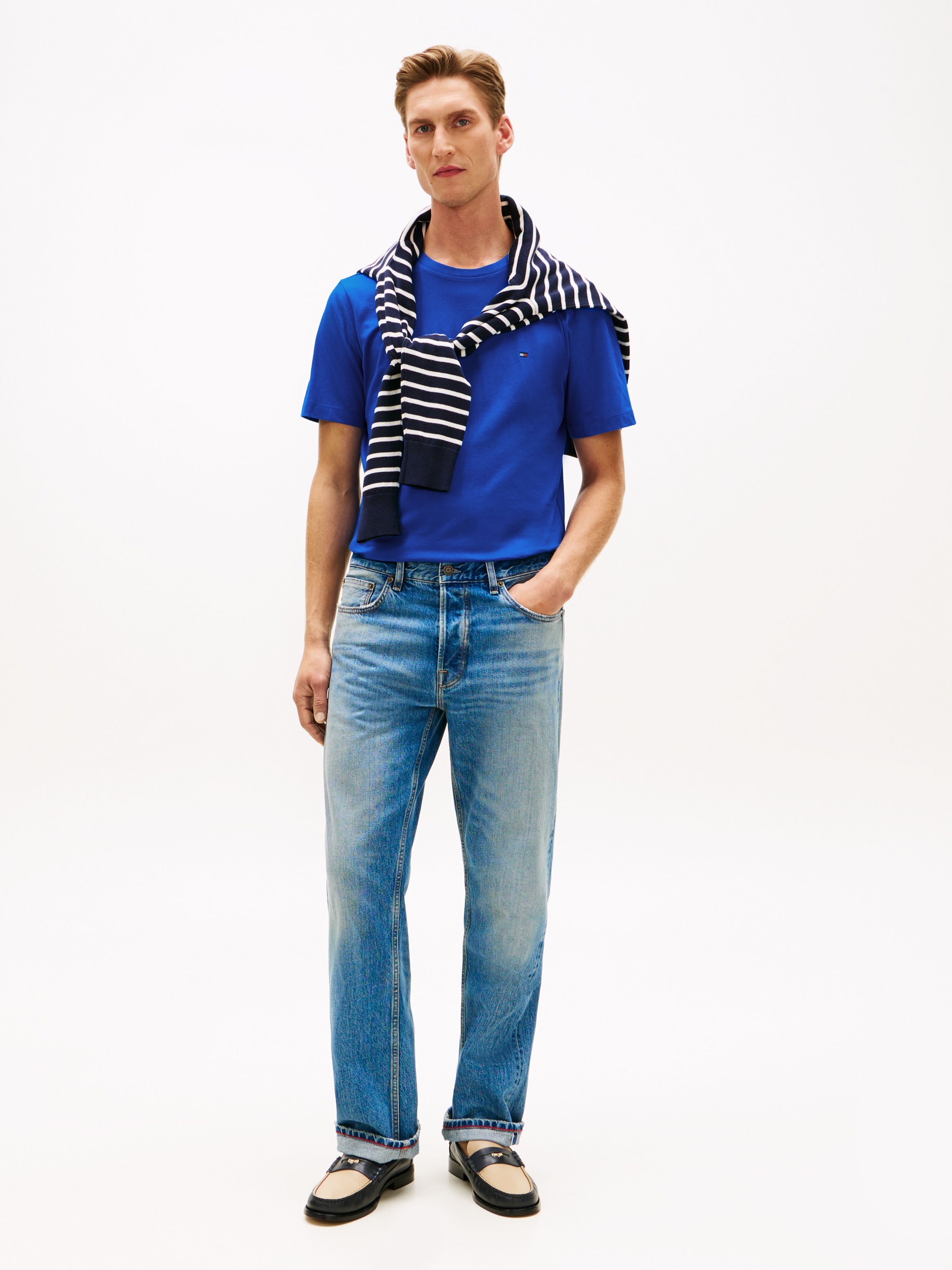 Tommy Hilfiger T-Shirt »ESSENTIAL REGULAR FIT SOLID  mit Stickerei« unifarben, casual, Baumwolle, Rundhals