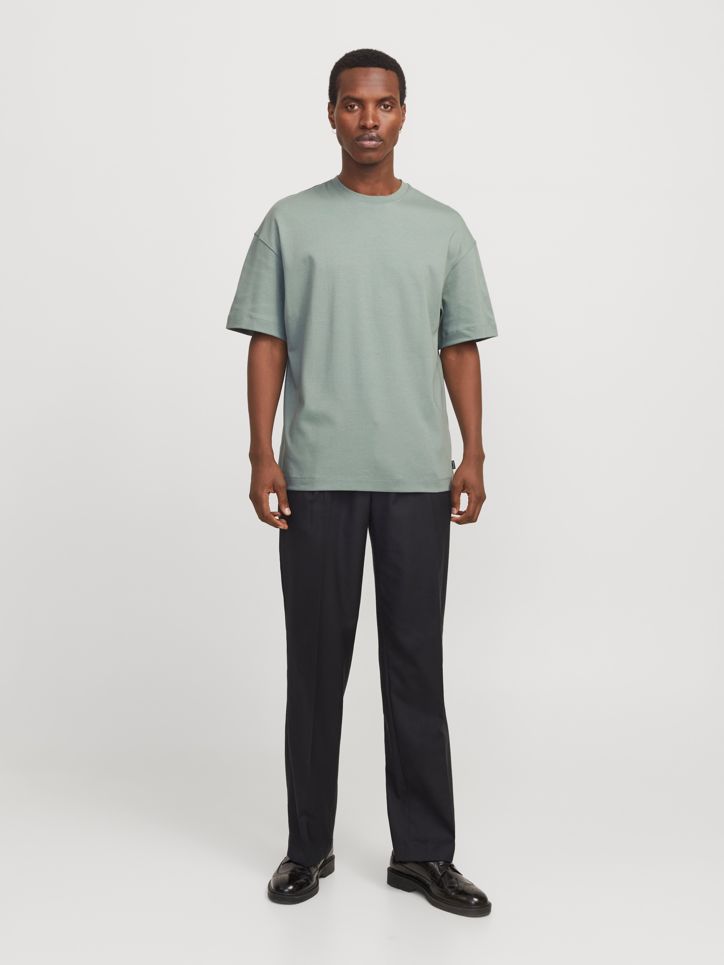 Jack & Jones Rundhalsshirt »JJEURBAN EDGE TEE SS O-NECK NOOS«, mit Rundhalsausschnitt