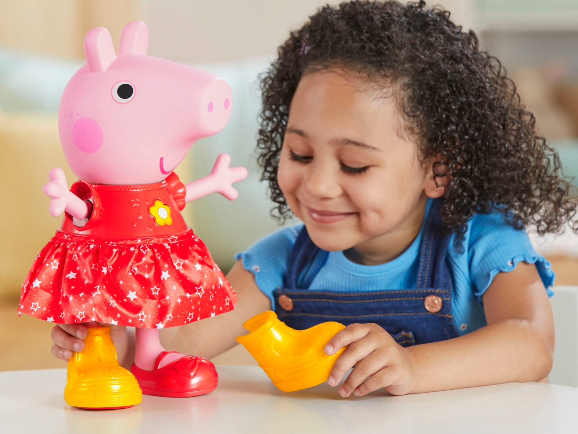 Hasbro Stehpuppe »Peppa Pig, Peppas Matschepfützen-Party«, mit Funktionen