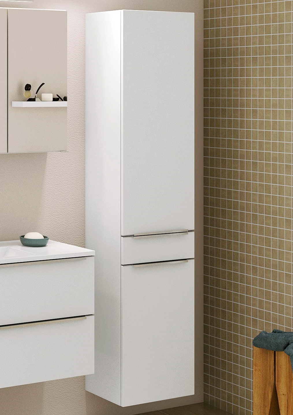 welltime Seitenschrank »Matera«, Breite 40 cm, hochwertige matte MDF-Fronten und Softclose-Funktion