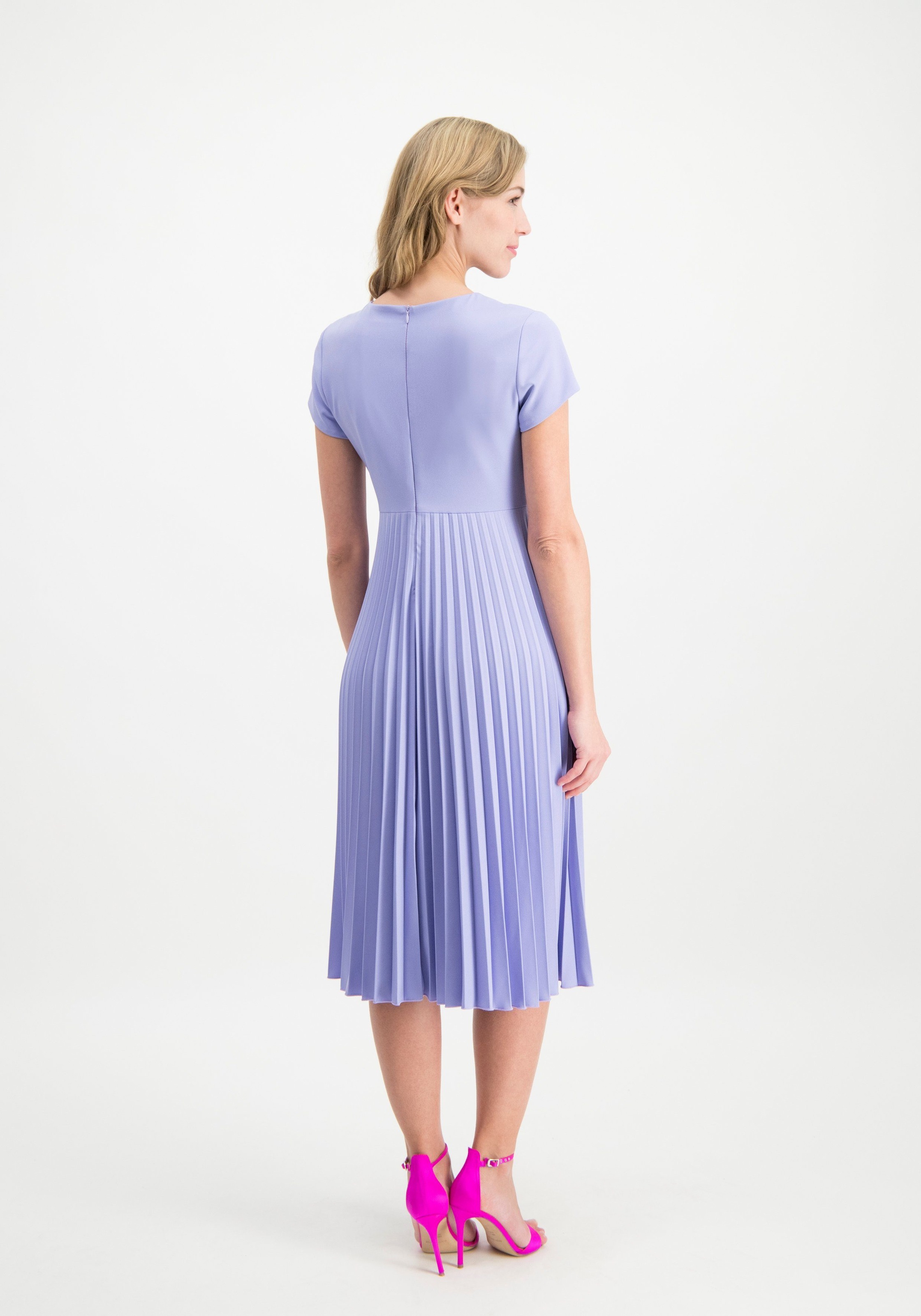 Nicowa Midi Kleid Adiana Mit Plisseerock Zu Attraktiven Preisen Otto 