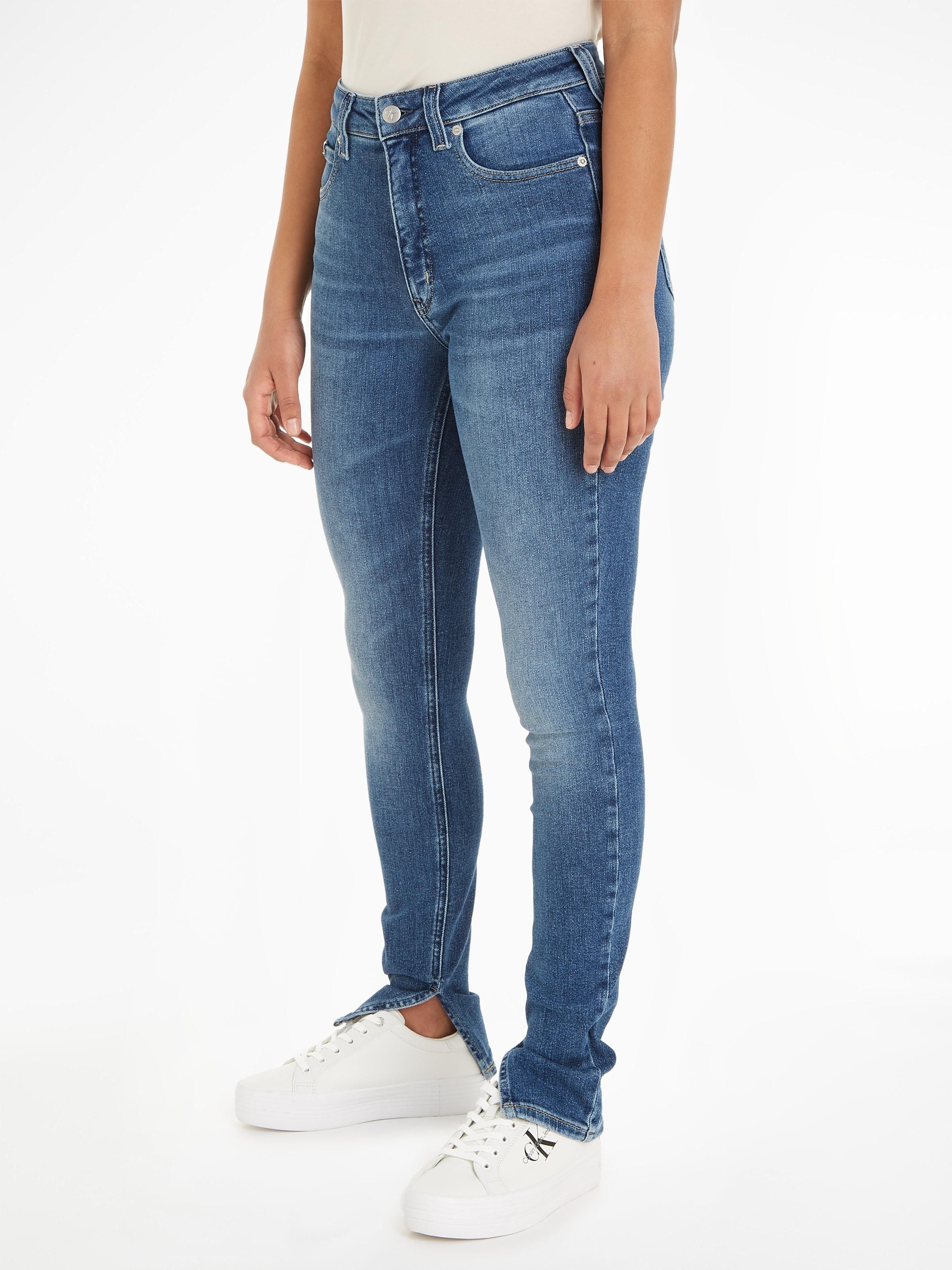 Calvin Klein Jeans Skinny-fit-Jeans bei am OTTO RISE SUPER ANKLE«, SKINNY »HIGH hinteren Jeans Calvin mit Leder-Badge Klein Bundabschluss