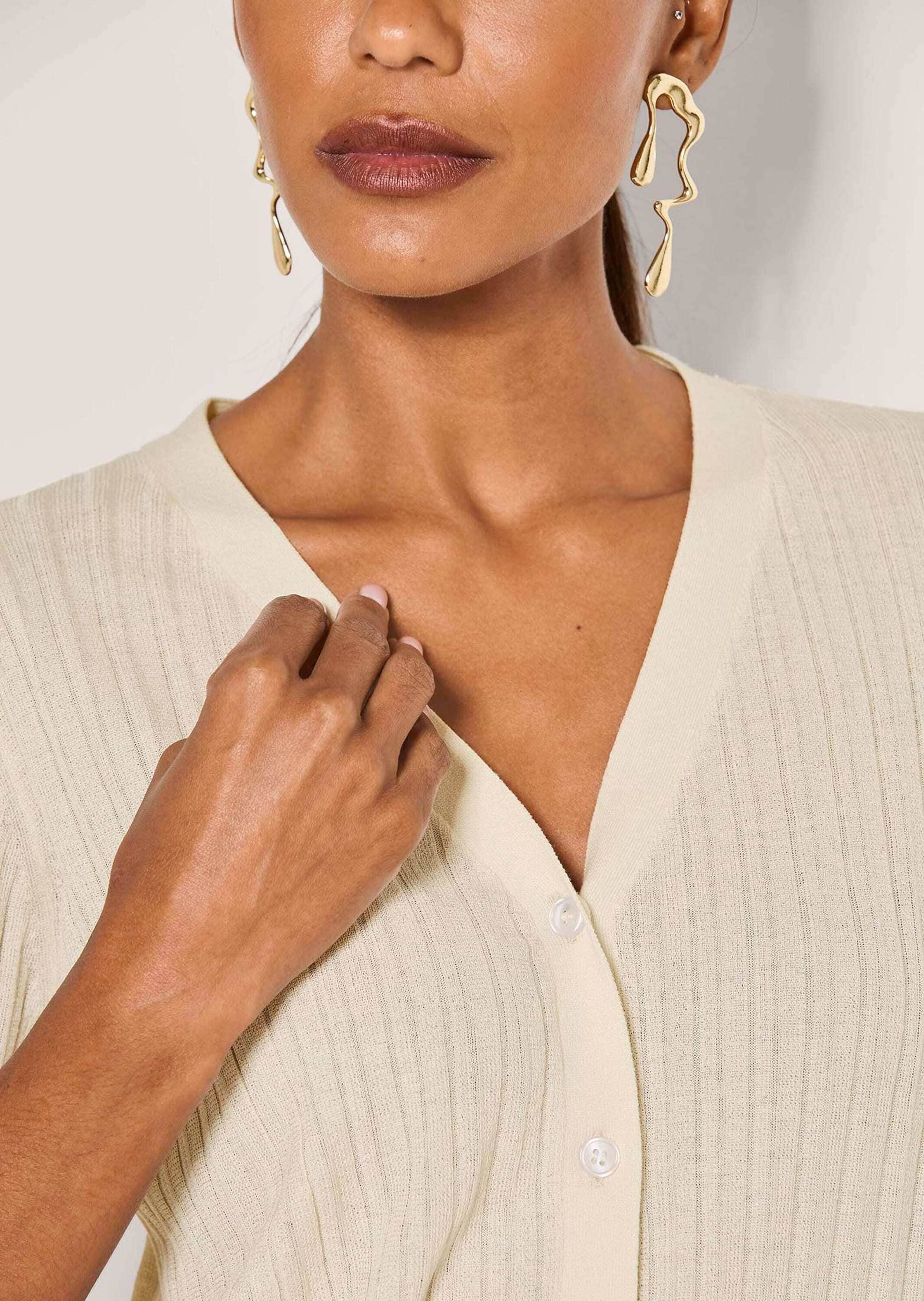 MADELEINE Strickjacke »Strickjacke Eleganter Feinstrick-Cardigan mit Plissee« Plissee