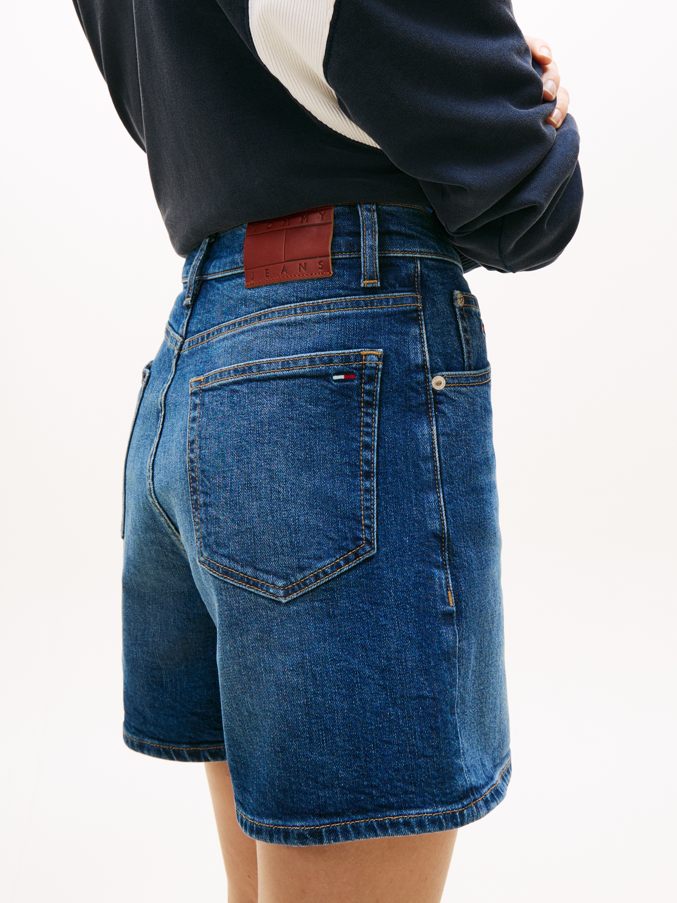 Tommy Jeans Shorts »MOM SHORT BJ8155«