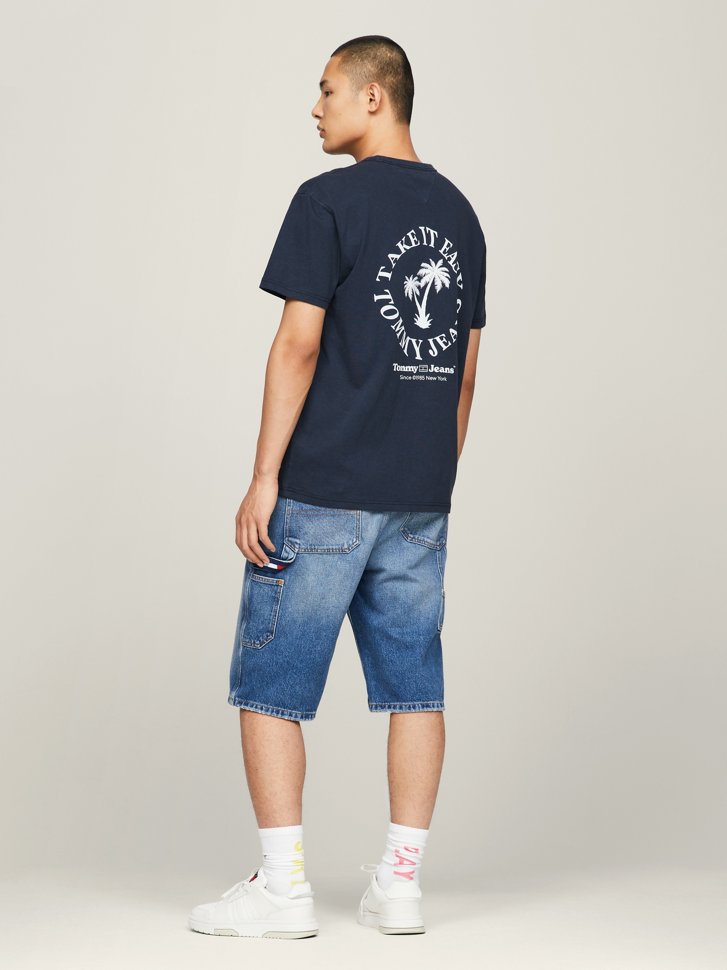 Tommy Jeans T-Shirt »TJM REG NOVELTY GRAPHIC2 TEE«, mit Rückenprint