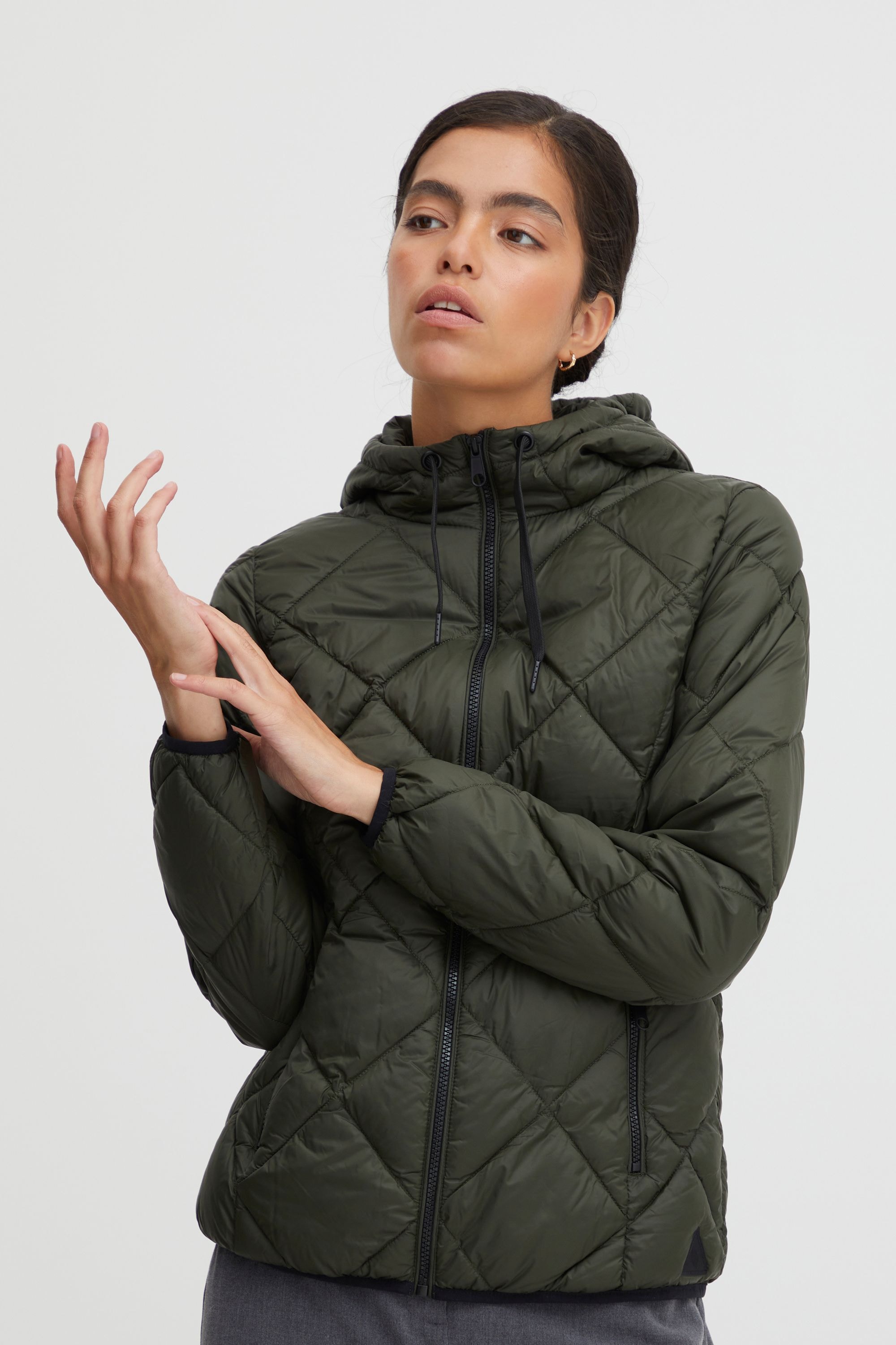 b.young Steppjacke »Steppjacke BYAmalla«, mit Kapuze