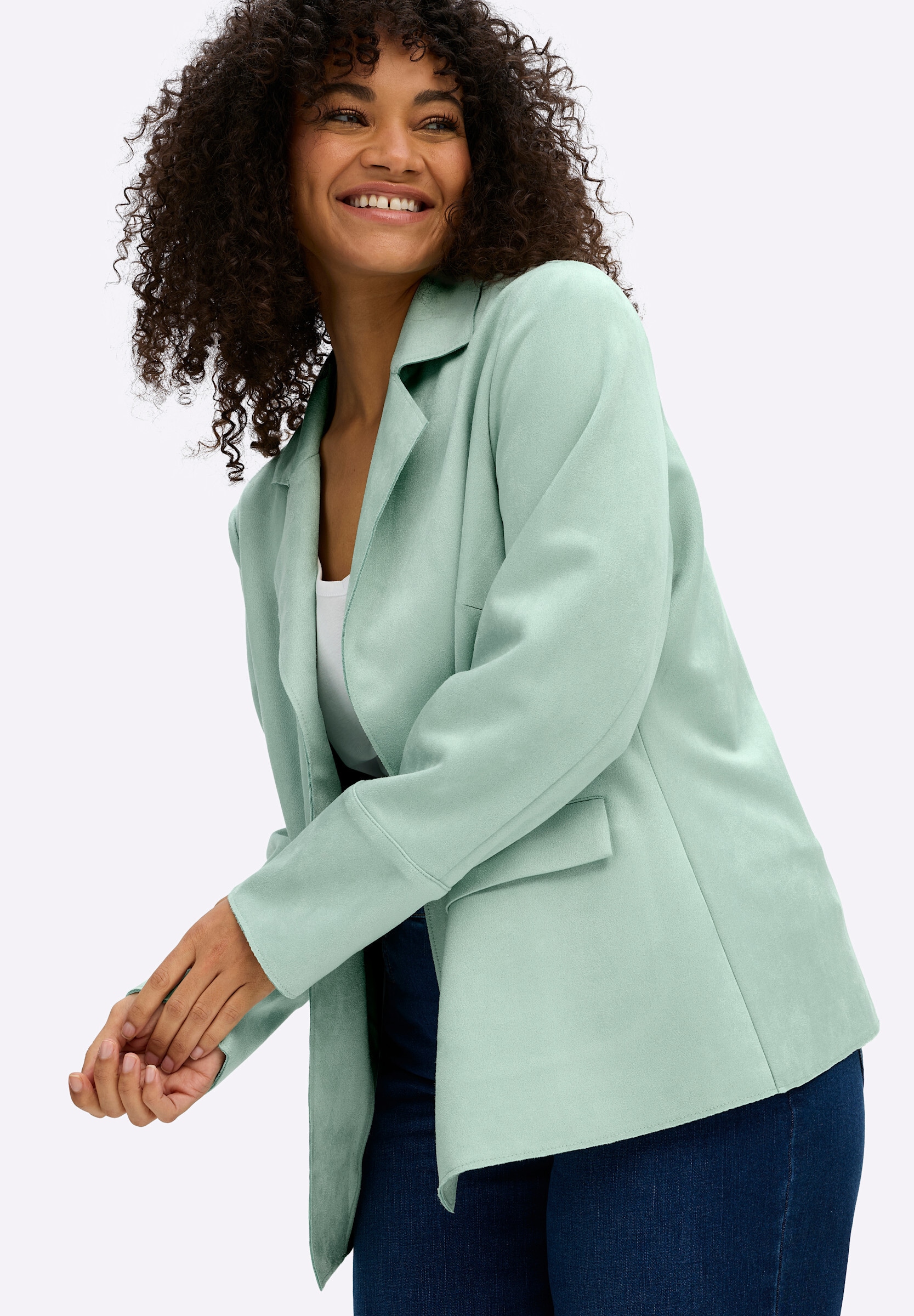 Sheego Kurzblazer »Blazer Kurzblazer aus Veloursleder-Imitat«