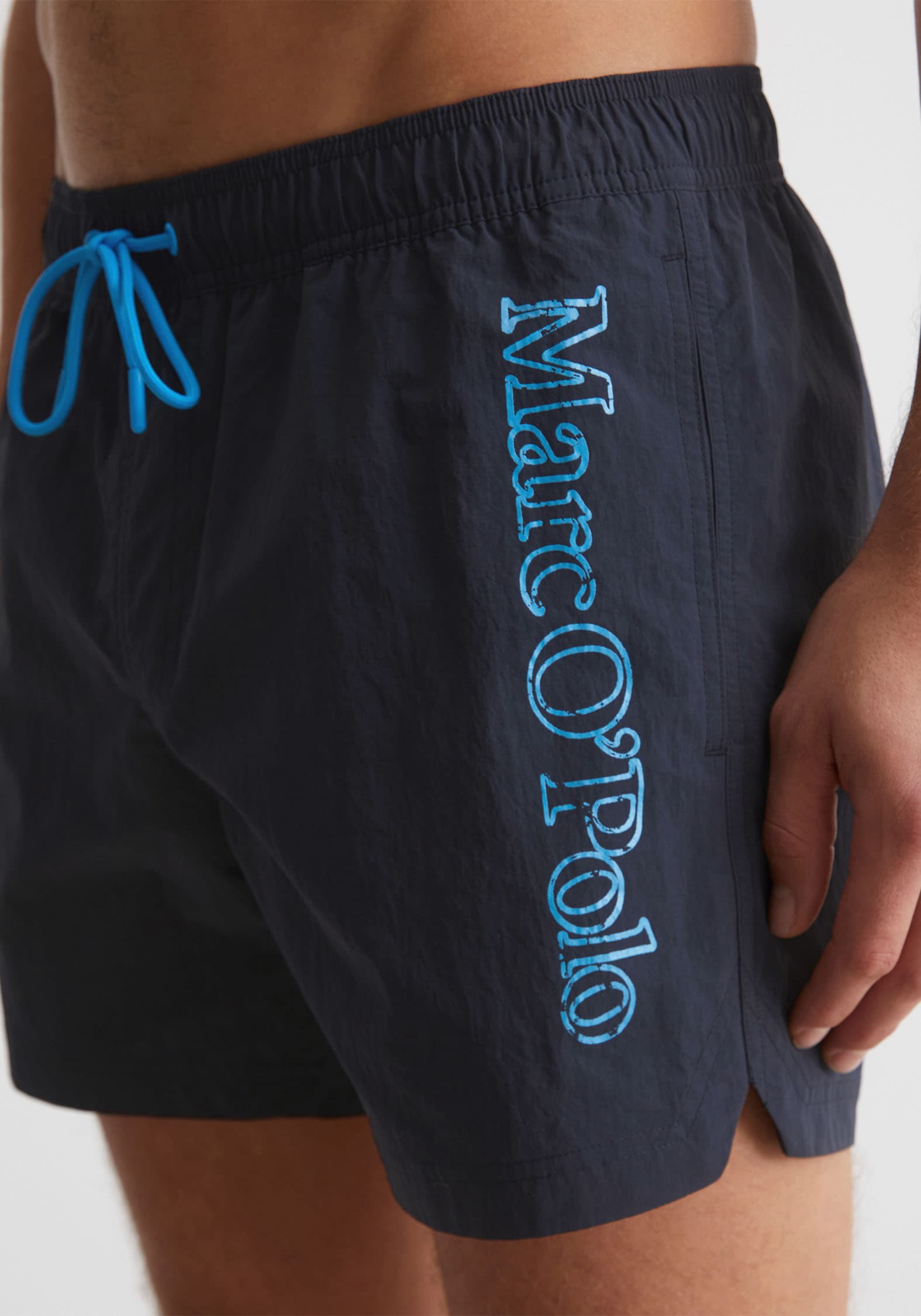Marc O'Polo Badeshorts »Essentials Beach Jersey«, mit seitlichem Schriftzug-Design